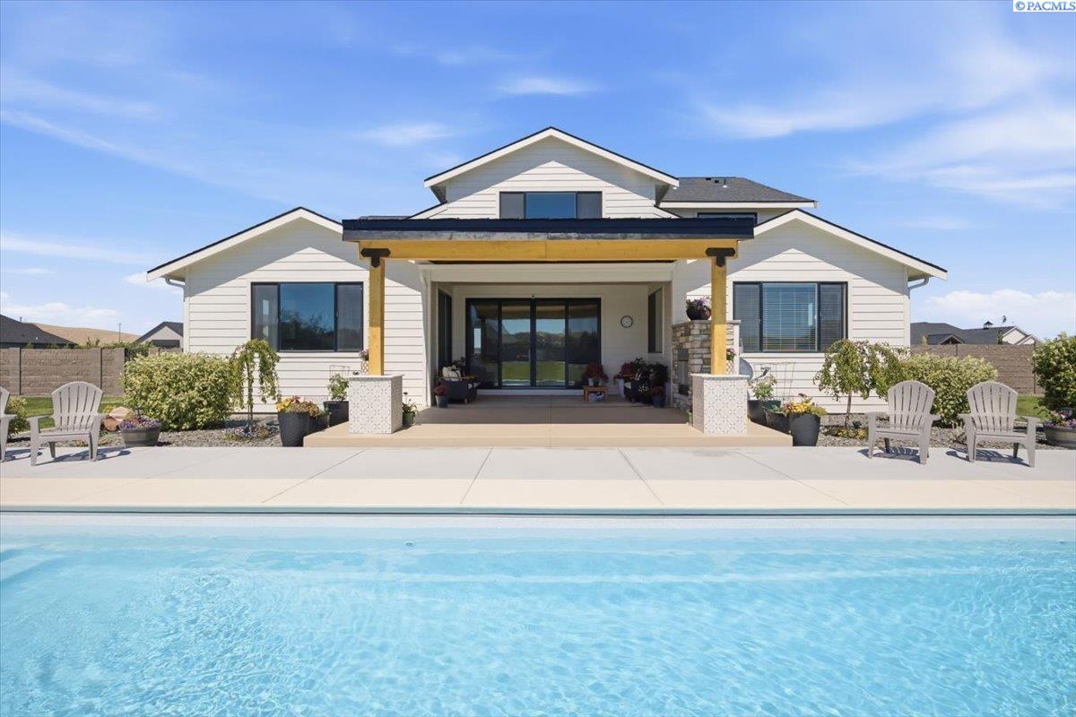 87729 Calico Rd, Kennewick, WA 99338