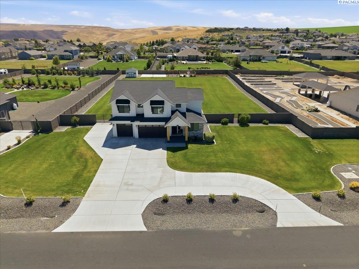 87729 Calico Rd, Kennewick, WA 99338