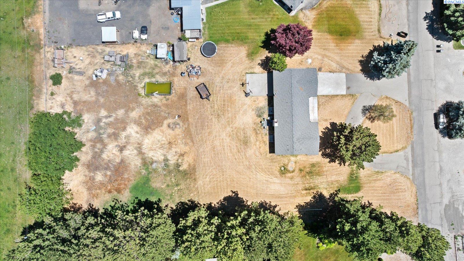 211804 E 193 PR 193 Pr Se, Kennewick, WA 99337
