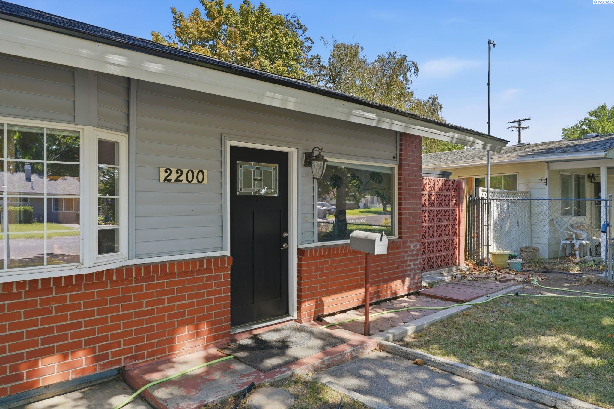 2200 Dover St, Richland, WA 99352