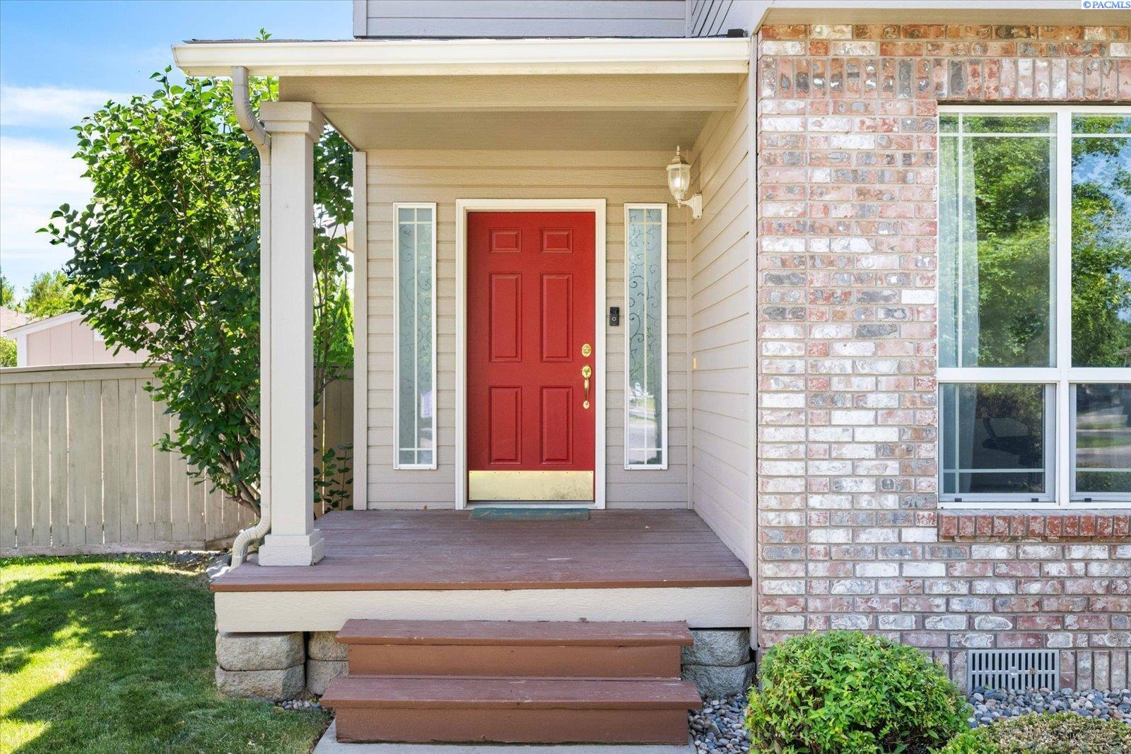 5723 W 12th Ave, Kennewick, WA 99338