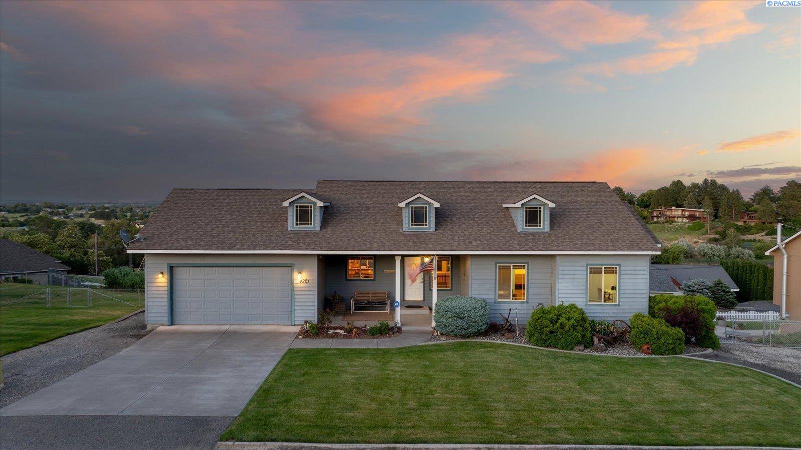 4221 S Fir St, Kennewick, WA 99337