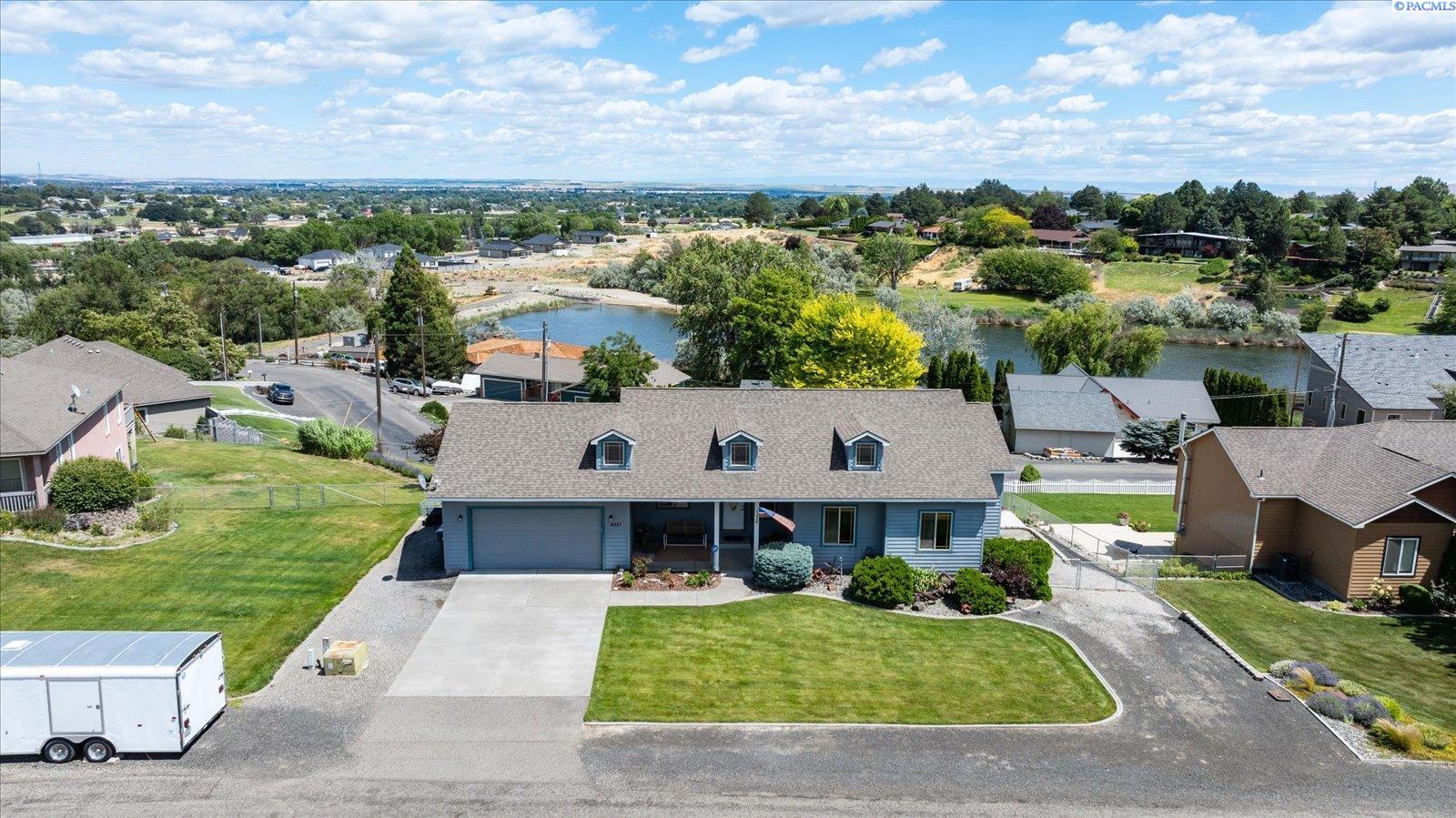4221 S Fir St, Kennewick, WA 99337