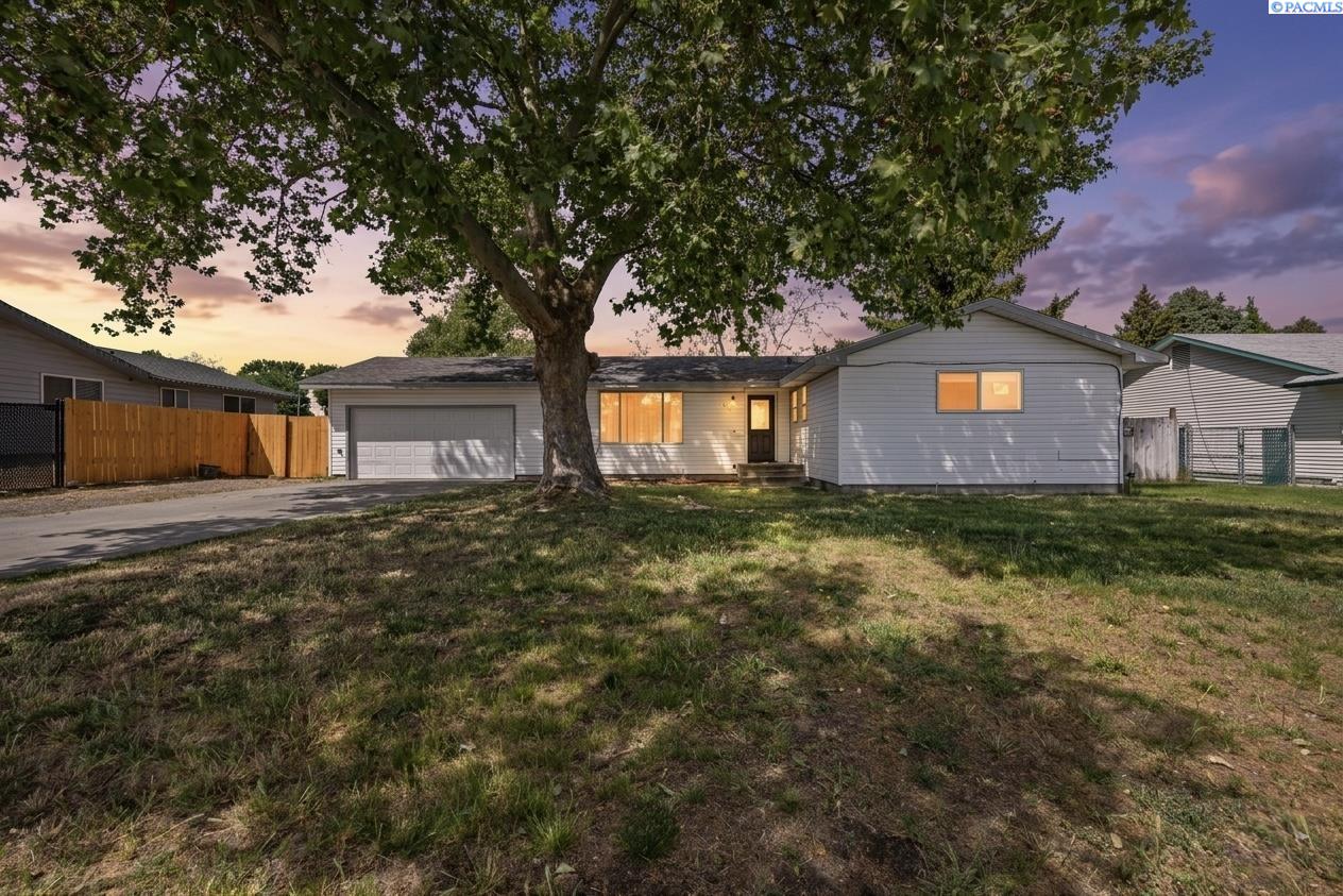 1807 Stevens, Richland, WA 99352