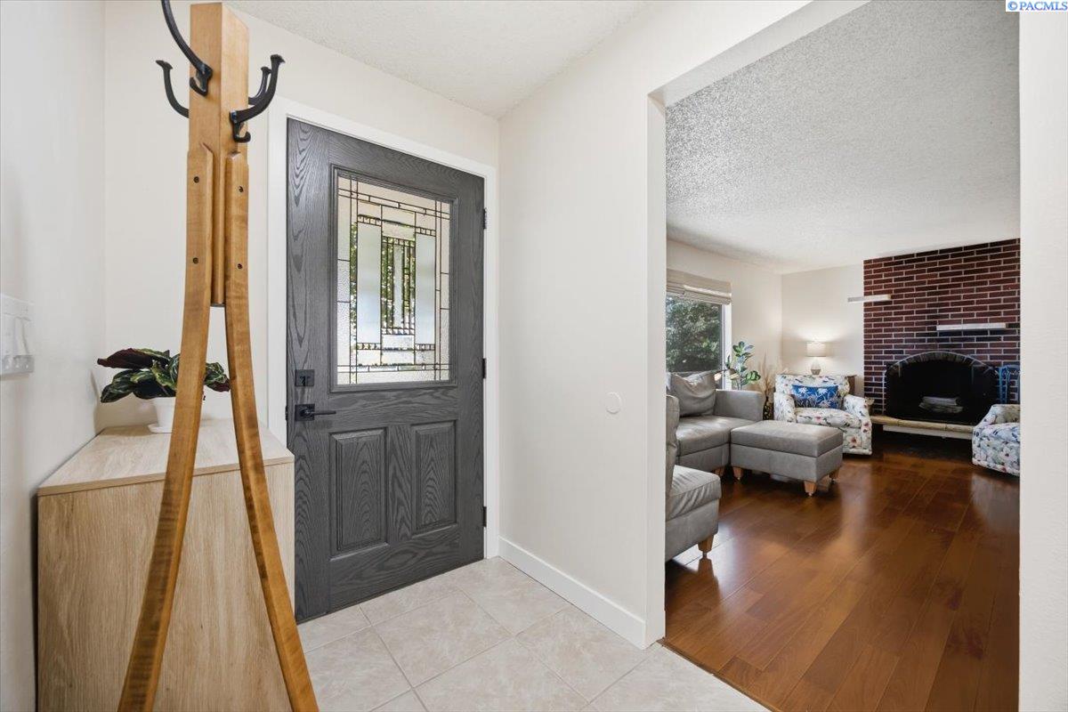 1807 Stevens, Richland, WA 99352