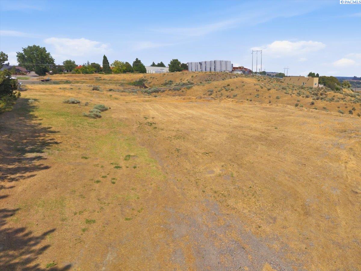 NKA Chamnaview Ln, Richland, WA 99352