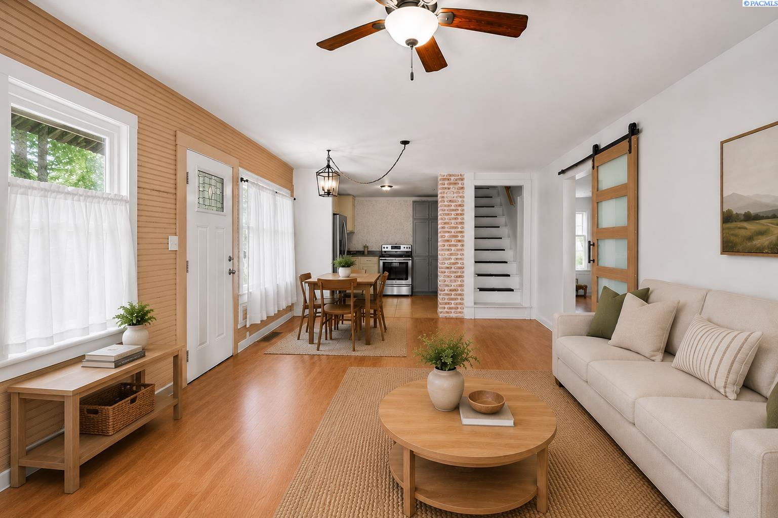 1533 Jay St, Pasco, WA 99301