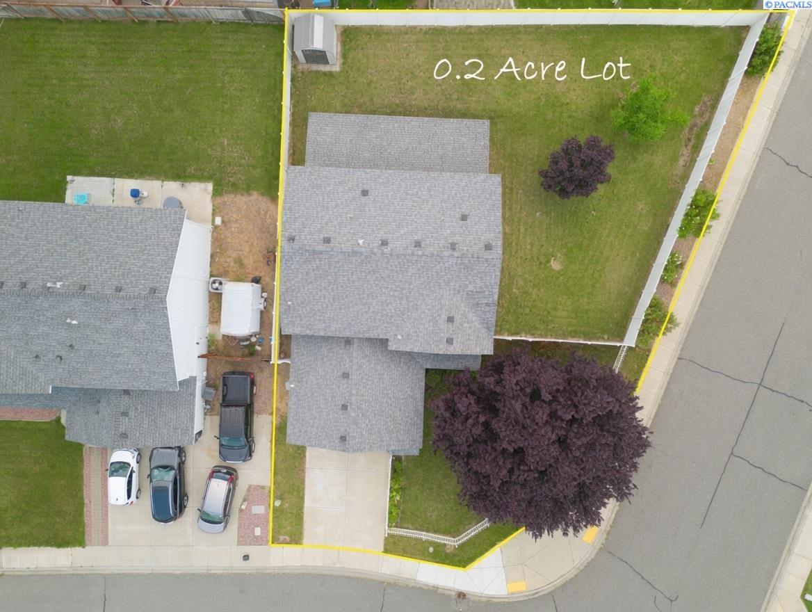 4003 Dartmoor Ln, Pasco, WA 99301
