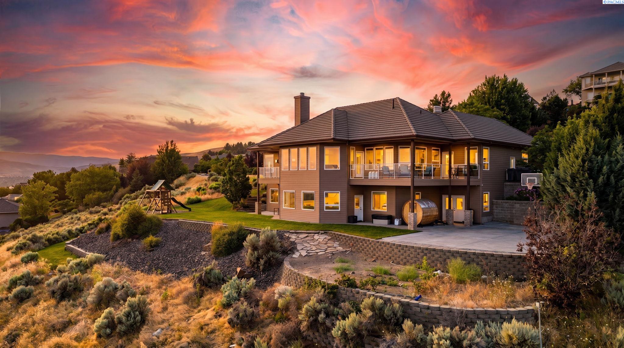 4004 42nd Ave, Kennewick, WA 99338