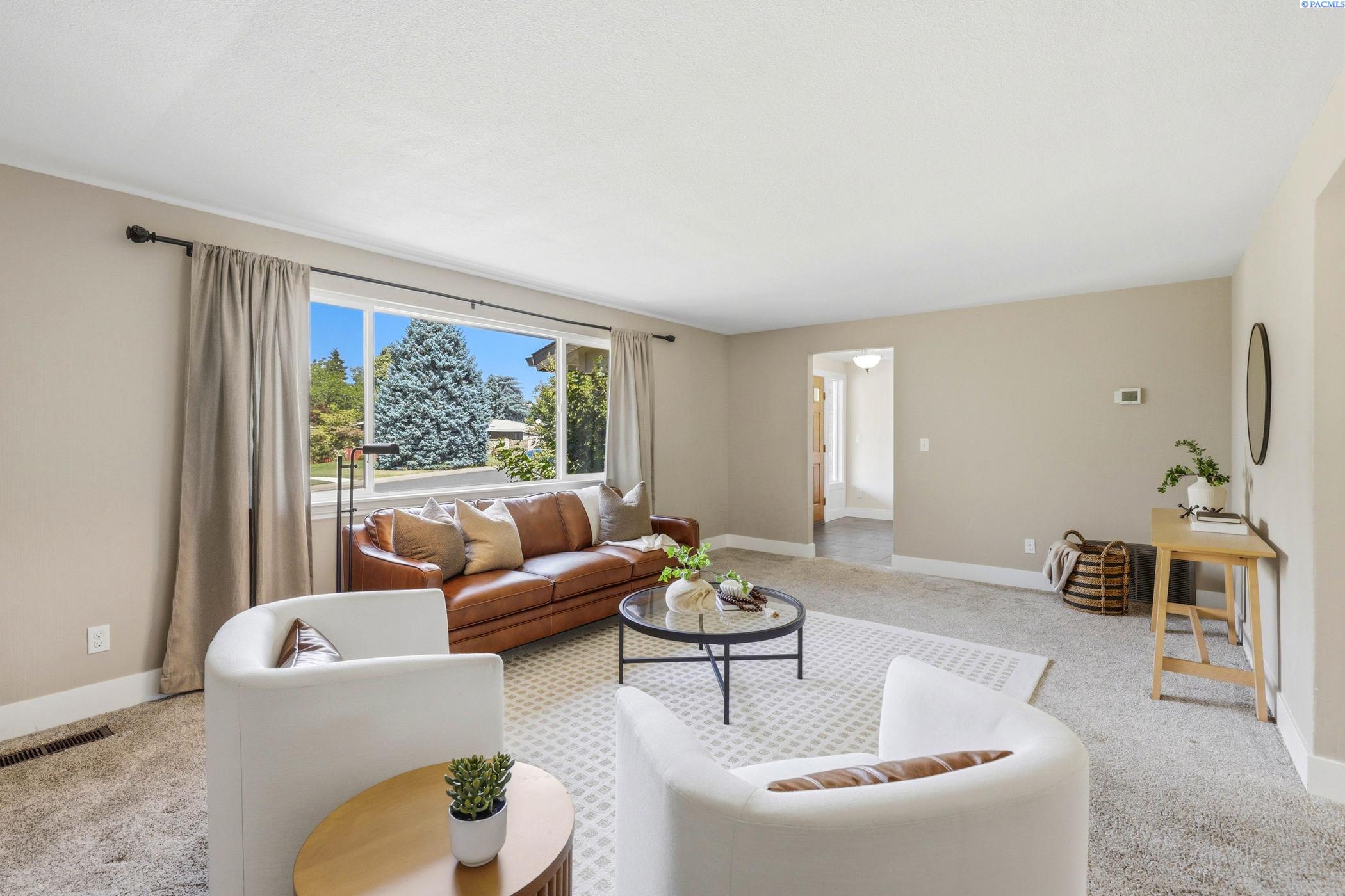 2204 Enterprise , Richland, WA 99354