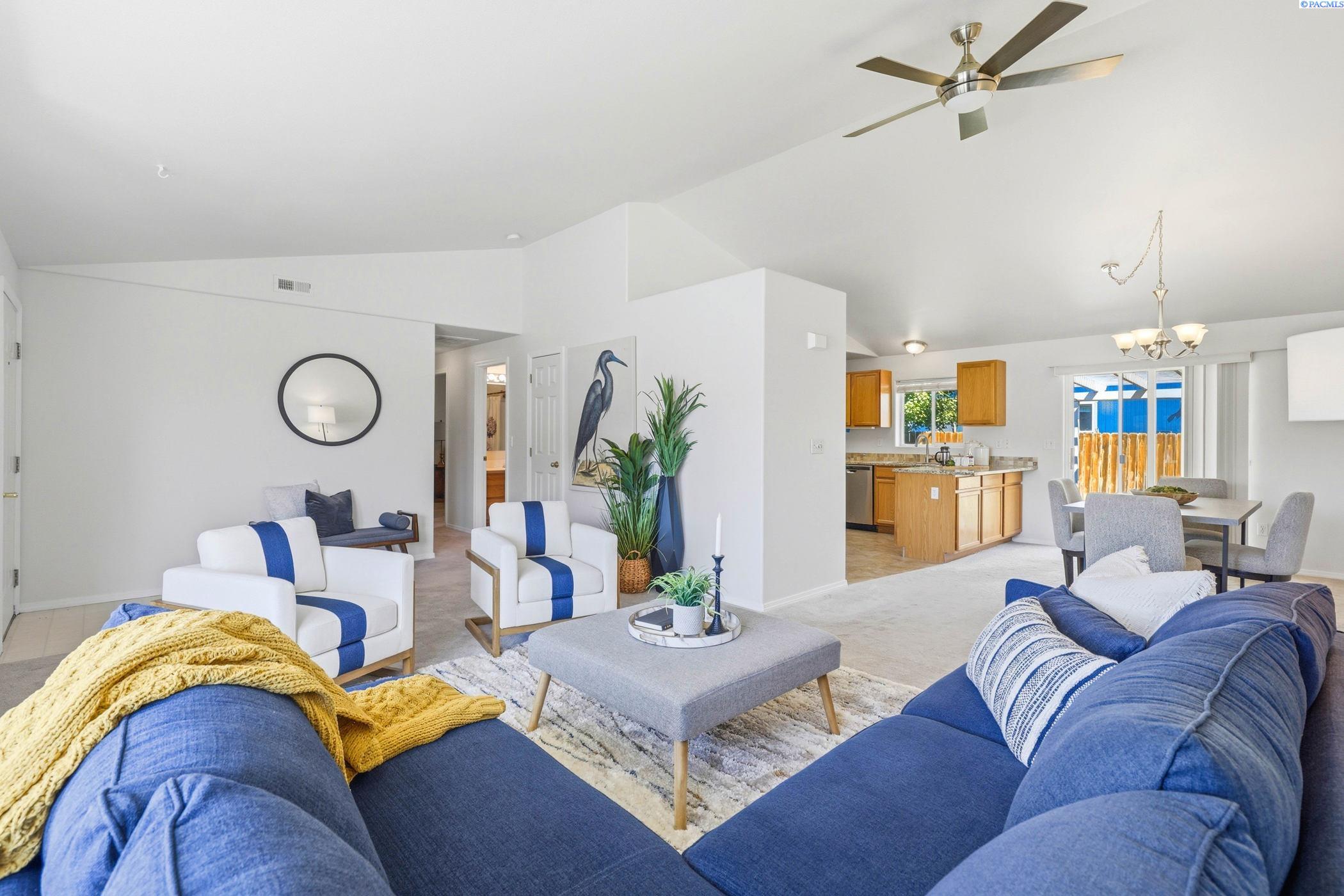 4872 Mt Adams View Dr, West Richland, WA 99353