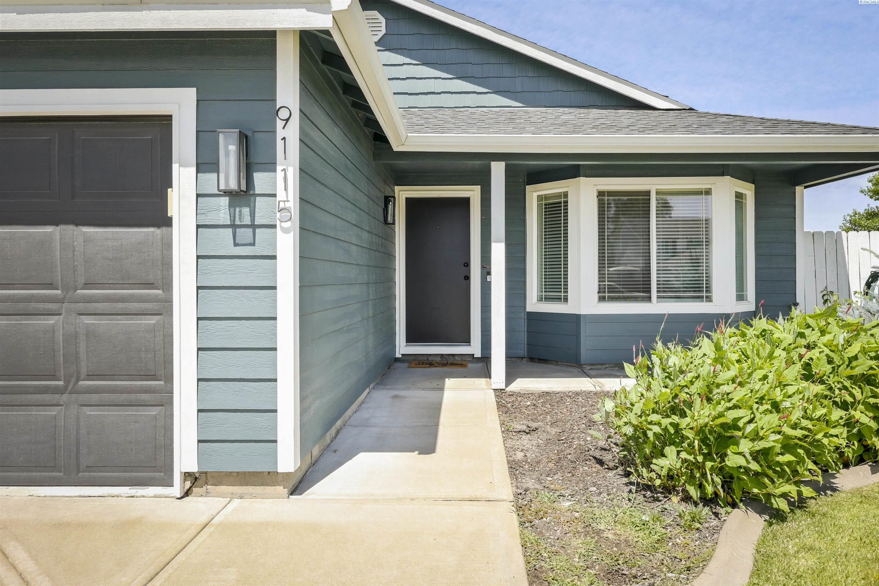 9115 Percheron Dr, Pasco, WA 99301