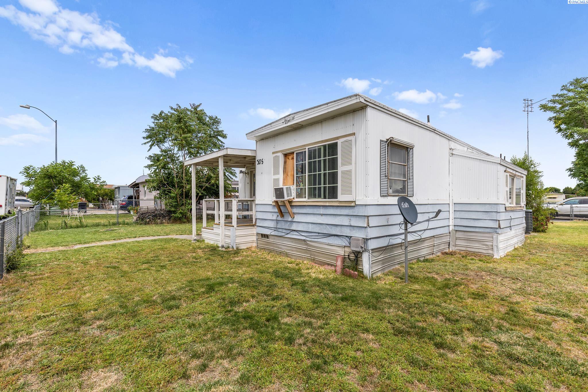 305 23rd Ave, Pasco, WA 99301