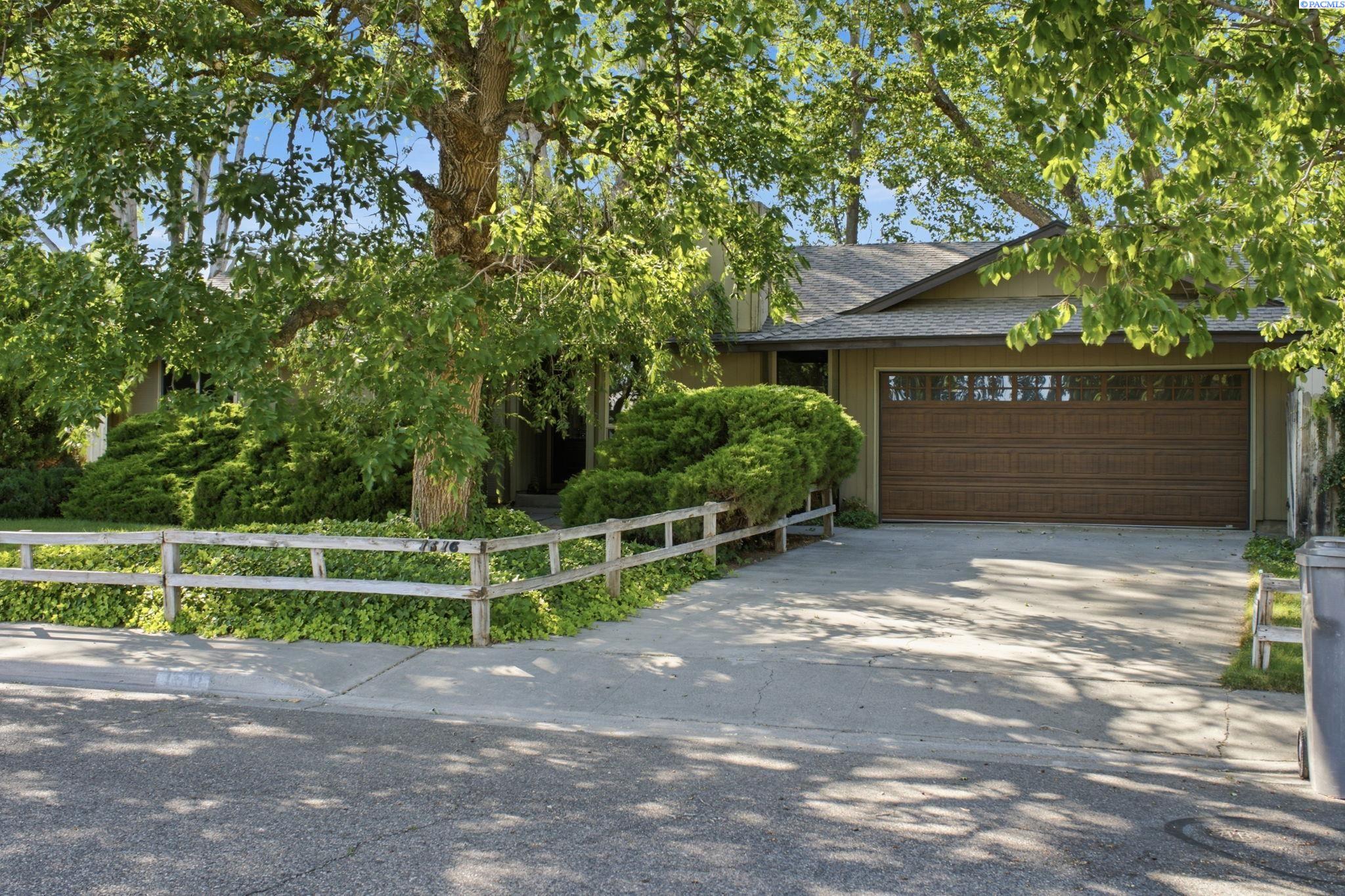 1616 17th Ave, Kennewick, WA 99337