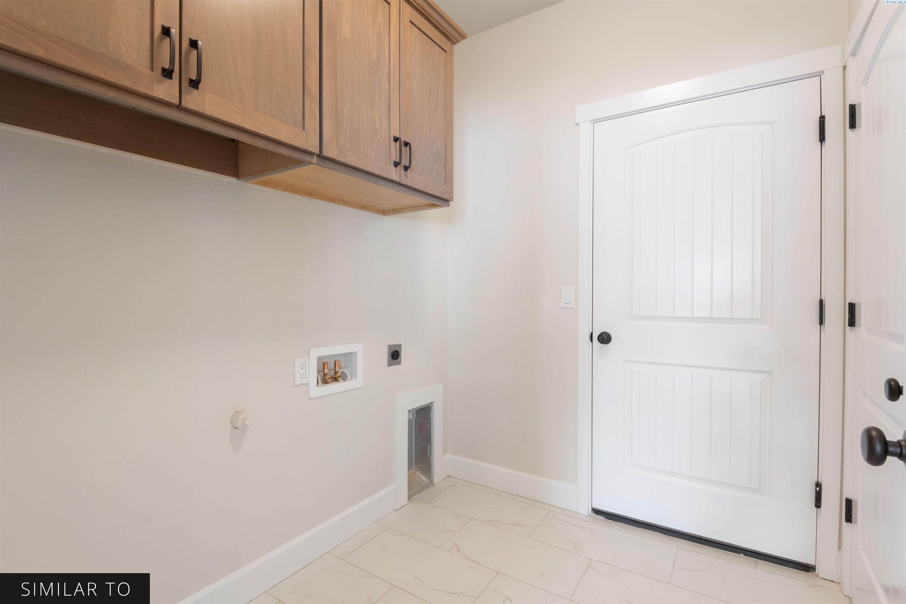 2892 Alaska St, Kennewick, WA 99338