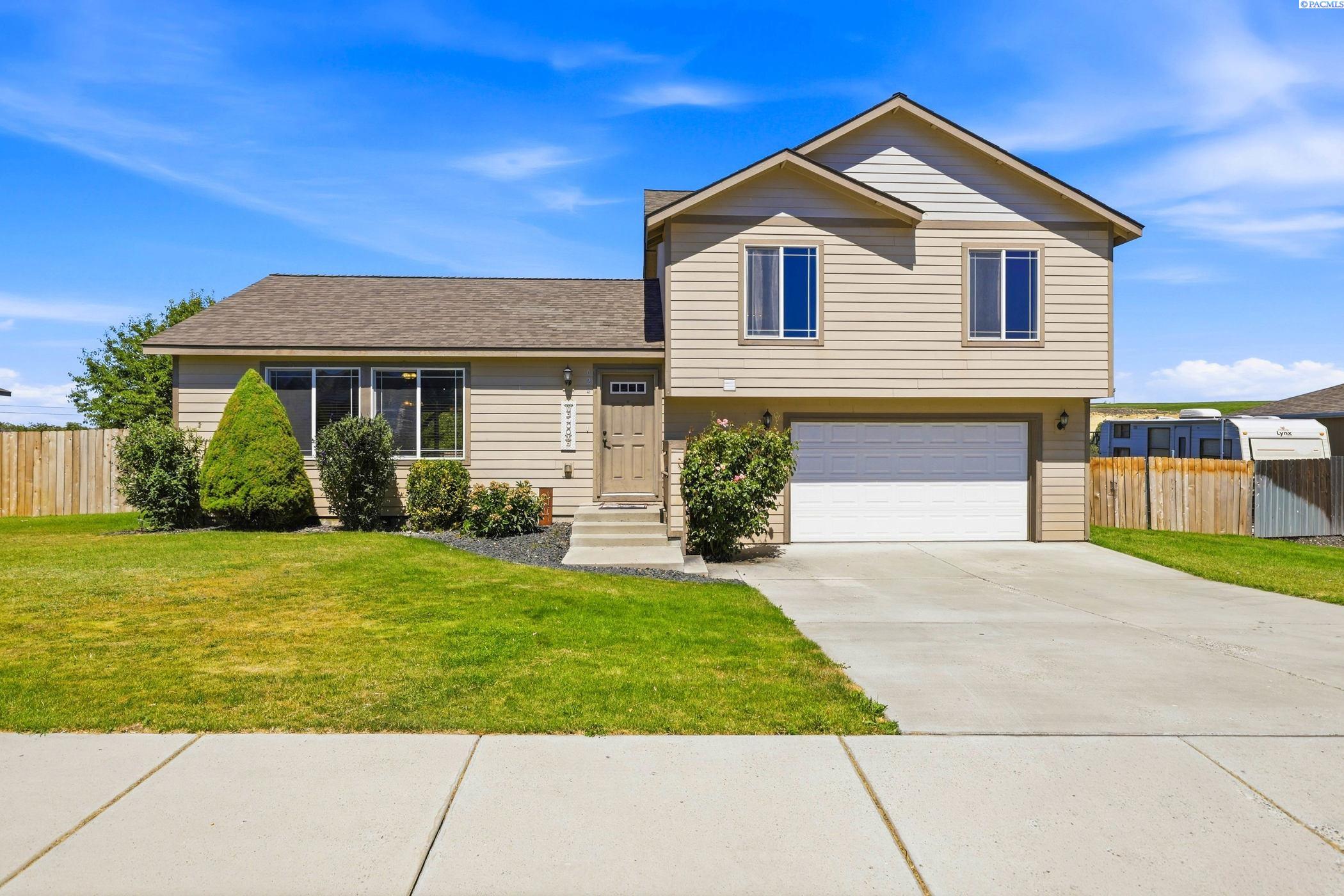 624 Botaka Loop, Benton City, WA 99320