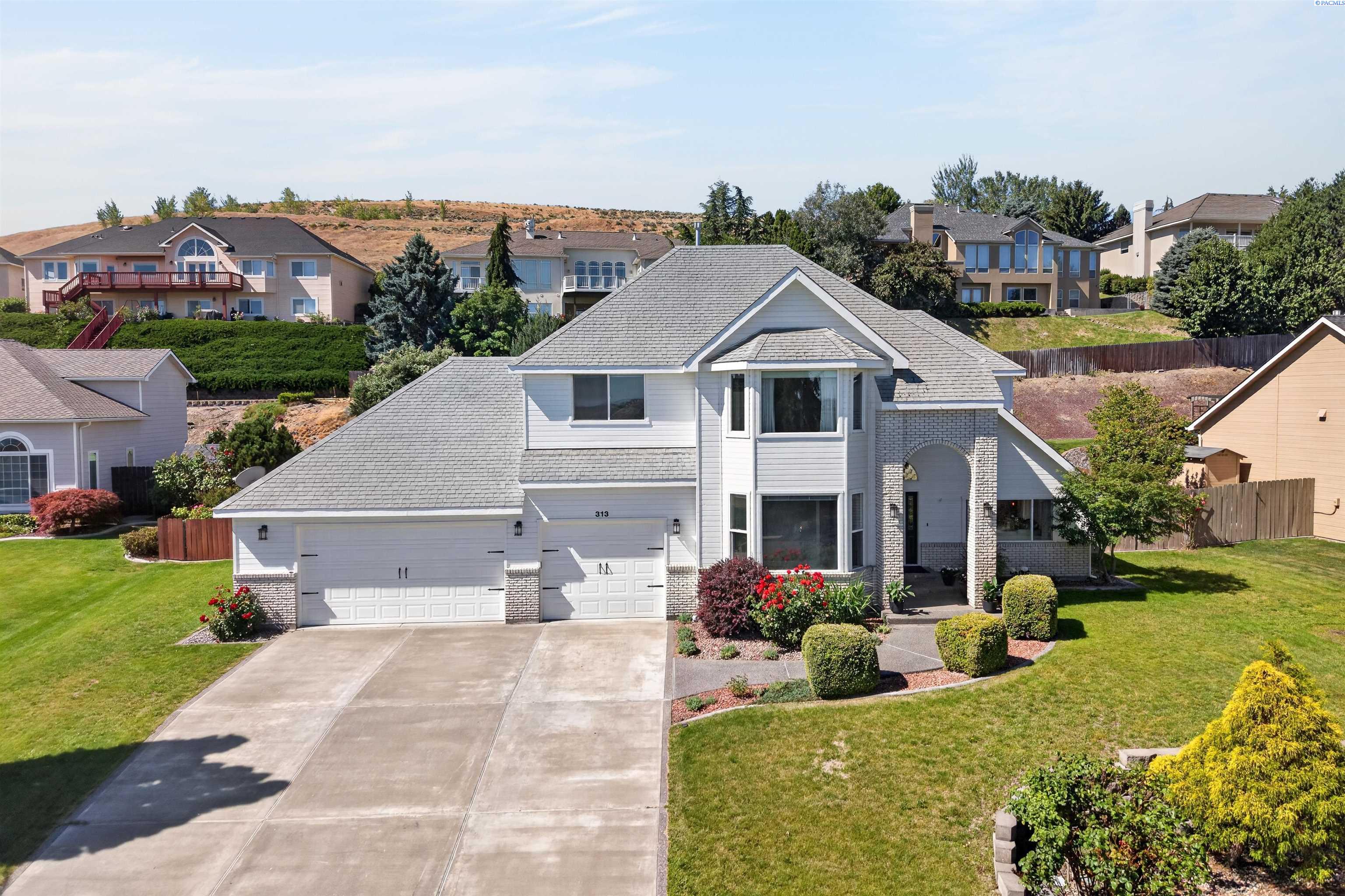 313 Adair Dr, Richland, WA 99352