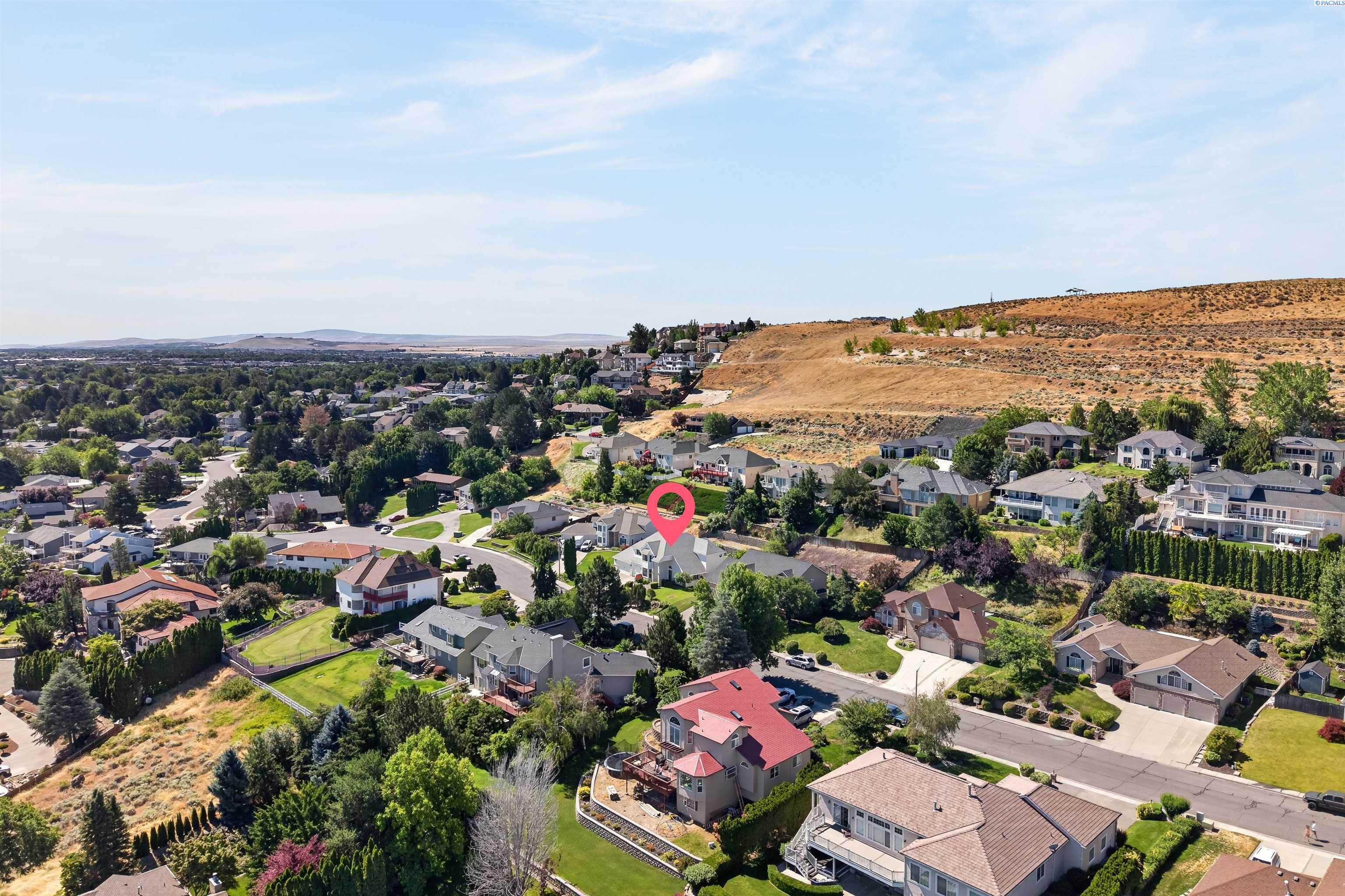 313 Adair Dr, Richland, WA 99352
