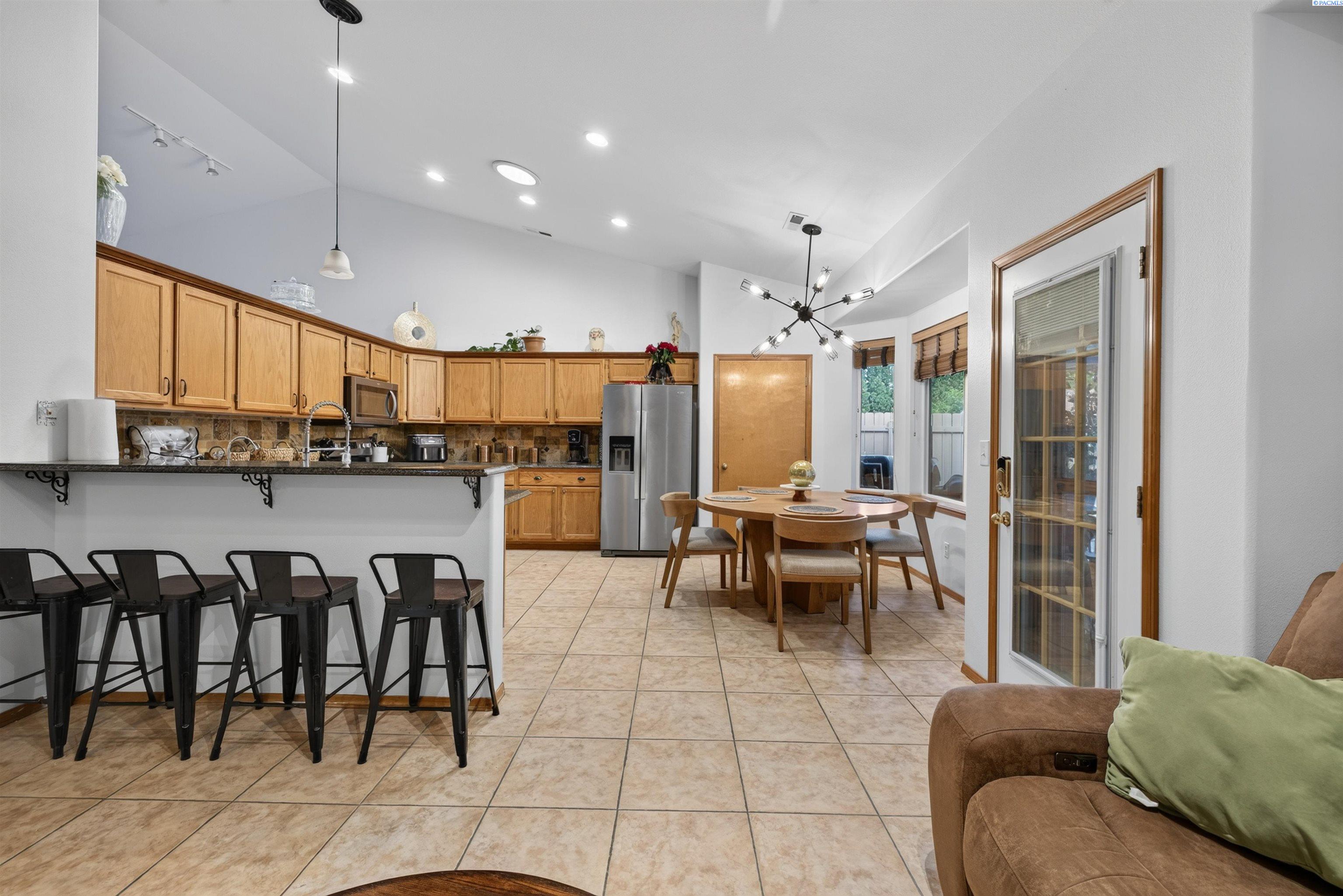 8823 Imnaha Ct, Kennewick, WA 99336