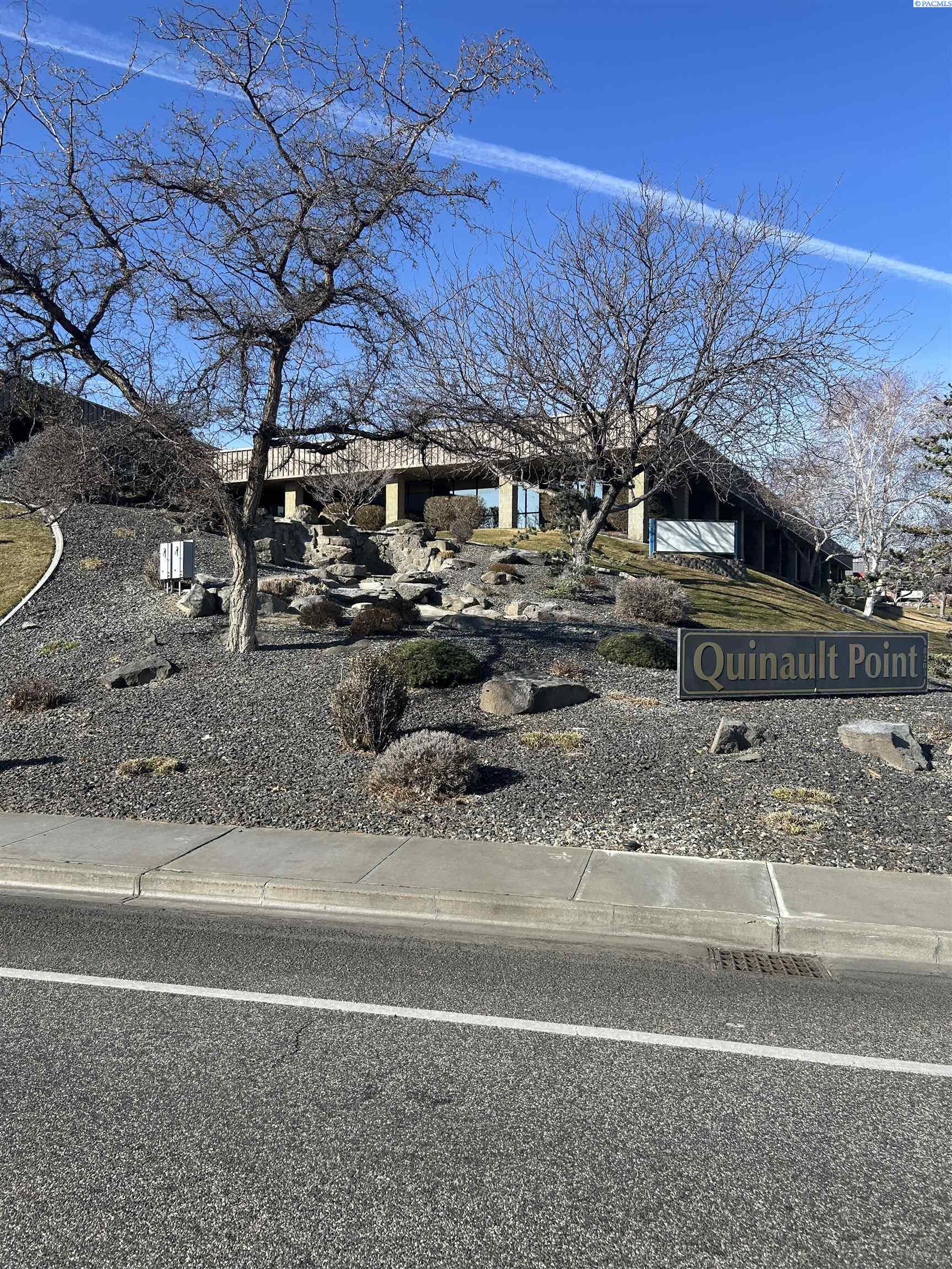 8203 Quinault Ave #700, Kennewick, WA 99336