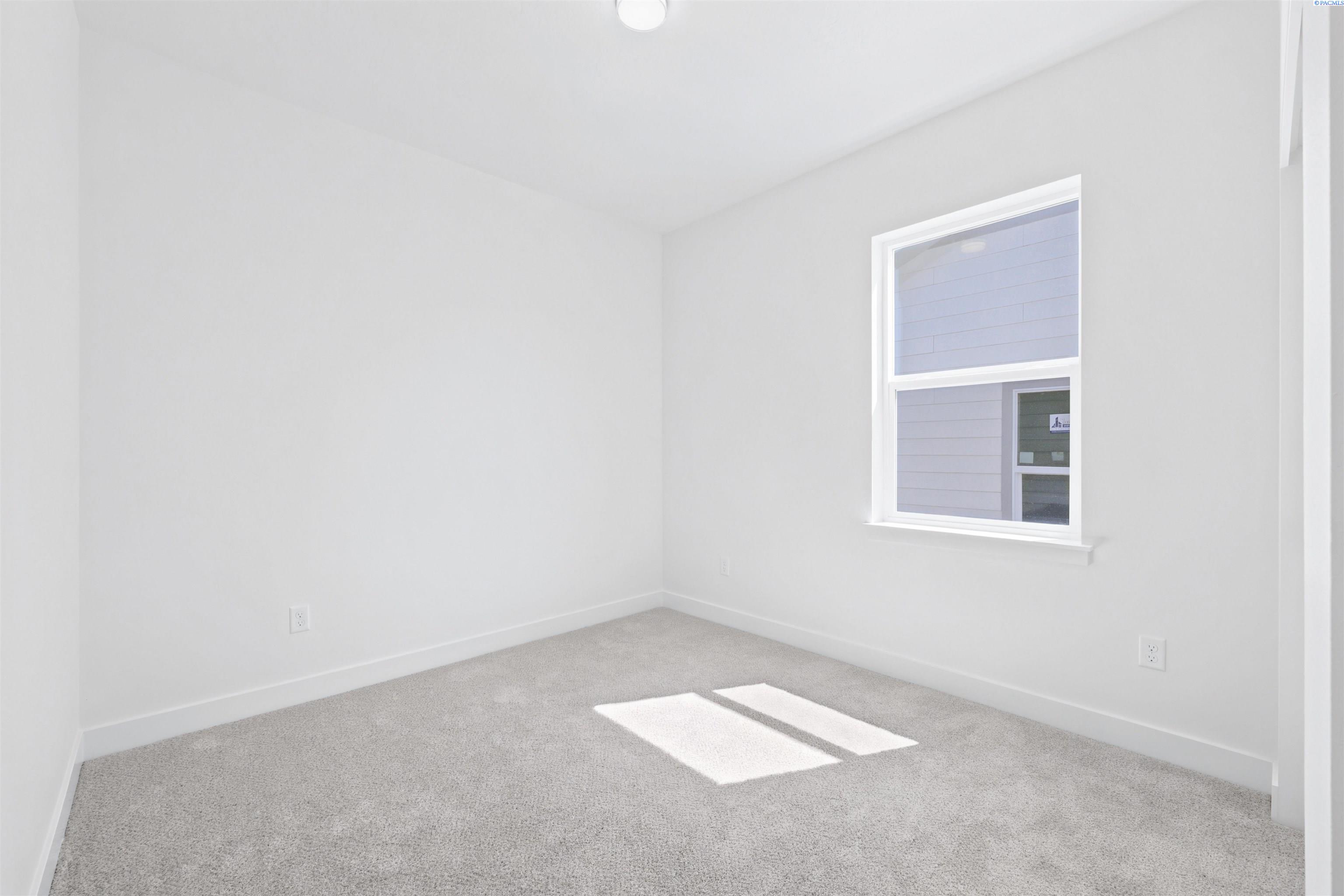 4448 Conifer St, West Richland, WA 99353