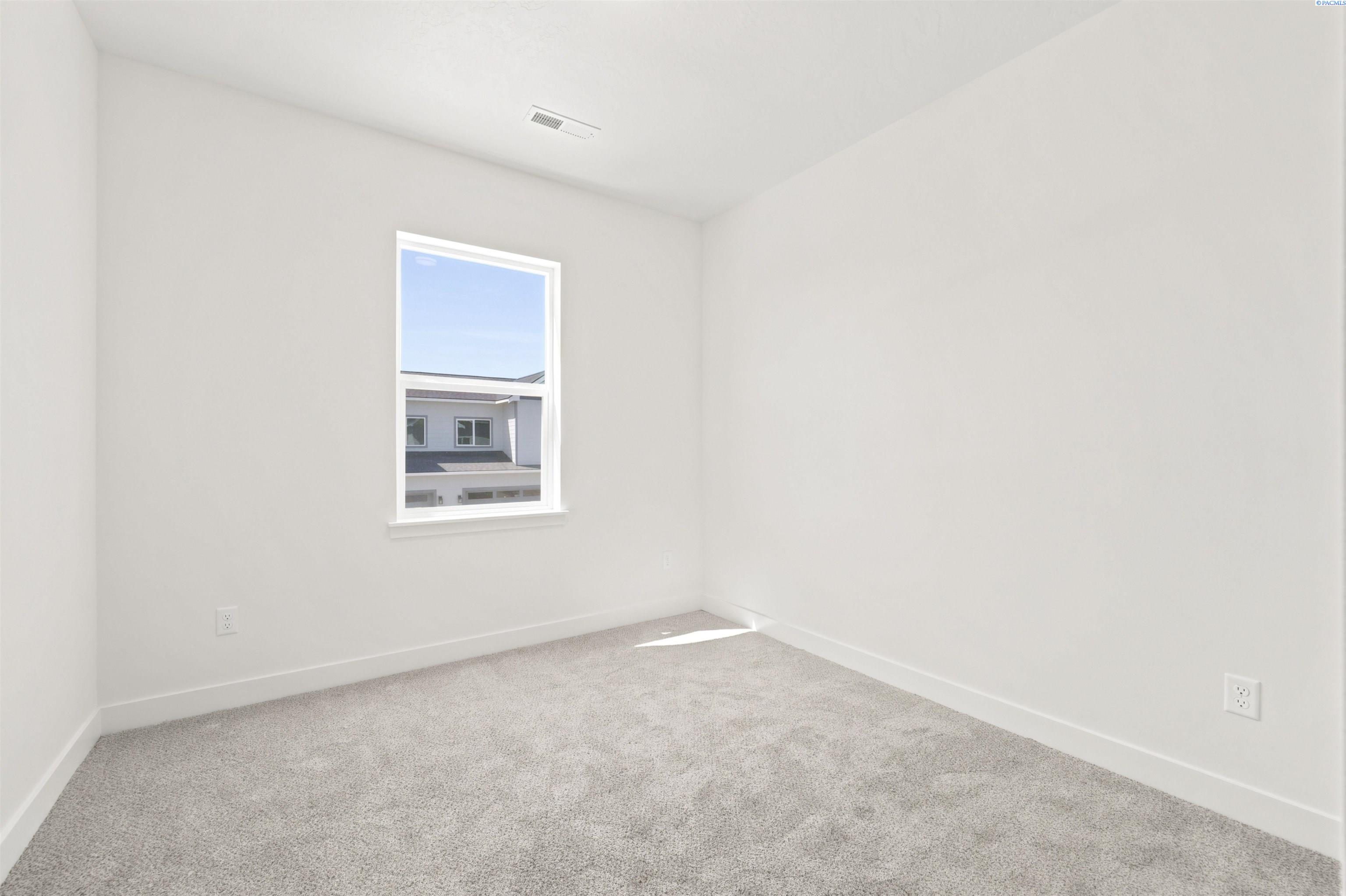 4448 Conifer St, West Richland, WA 99353
