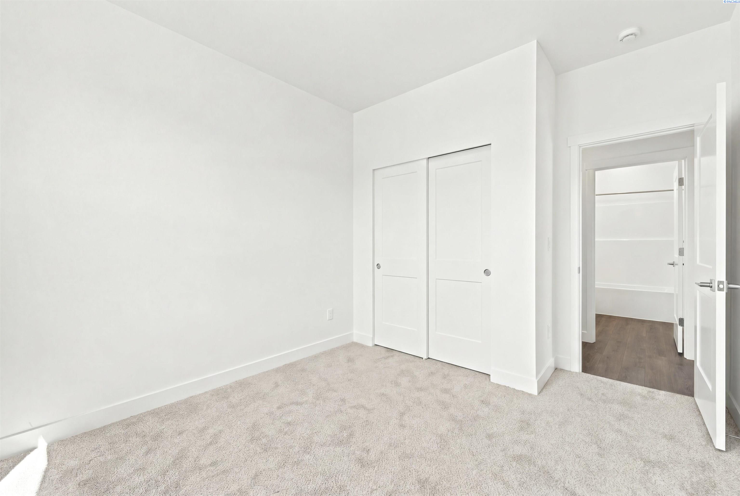 4448 Conifer St, West Richland, WA 99353