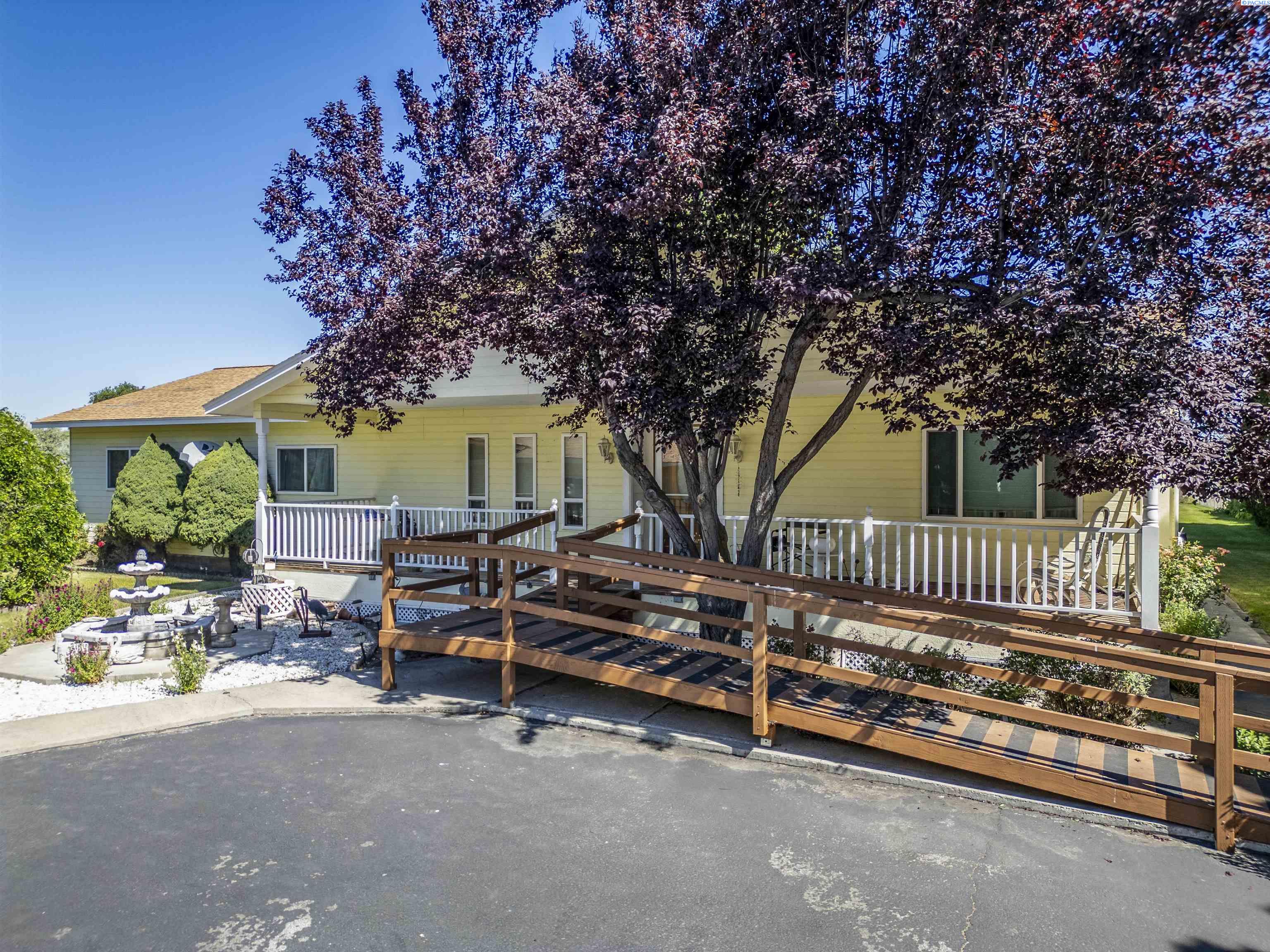 340 Nunn Rd, Prosser, WA 99350