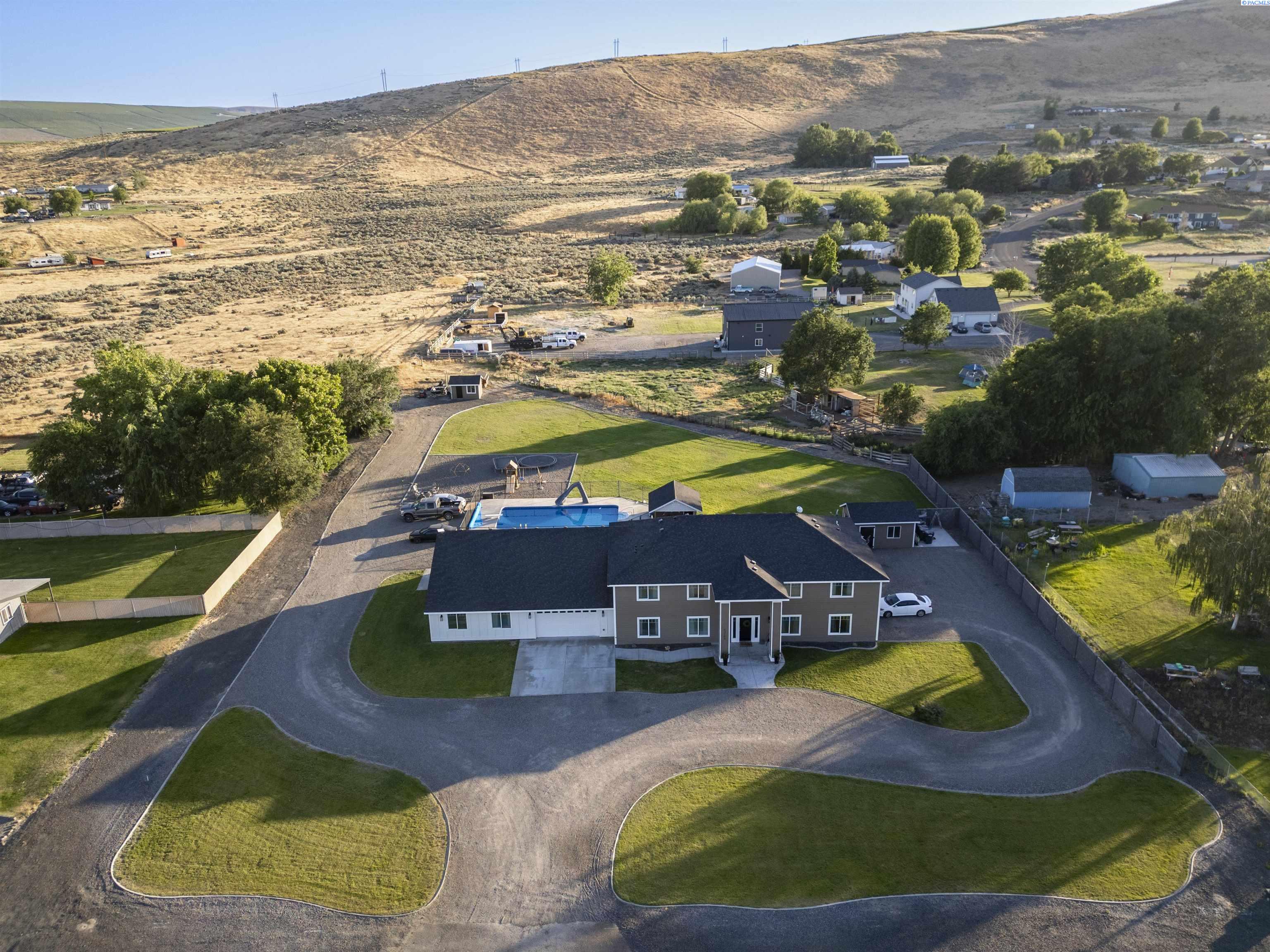 43705 Red Mountain Rd, Benton City, WA 99320