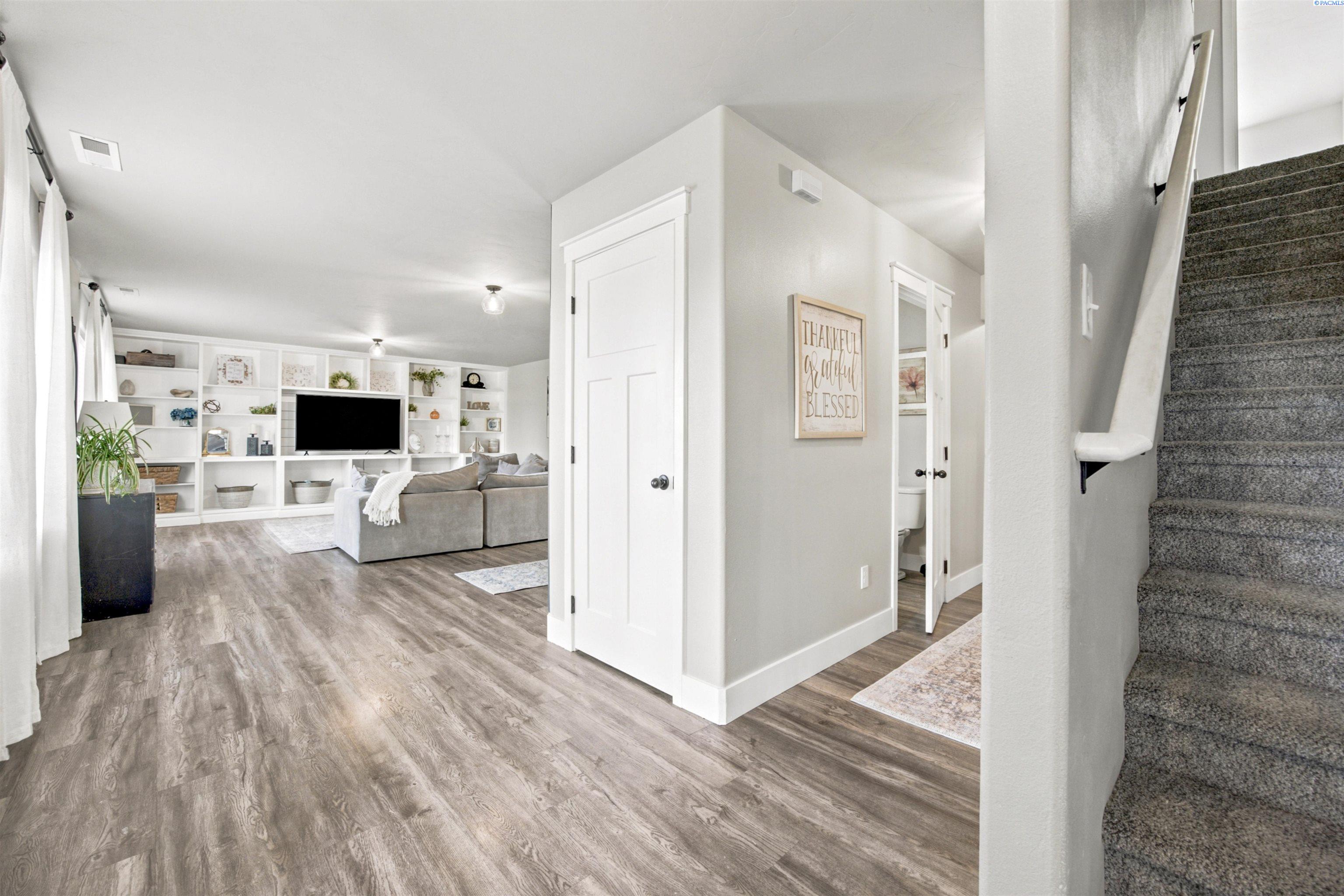 43705 Red Mountain Rd, Benton City, WA 99320