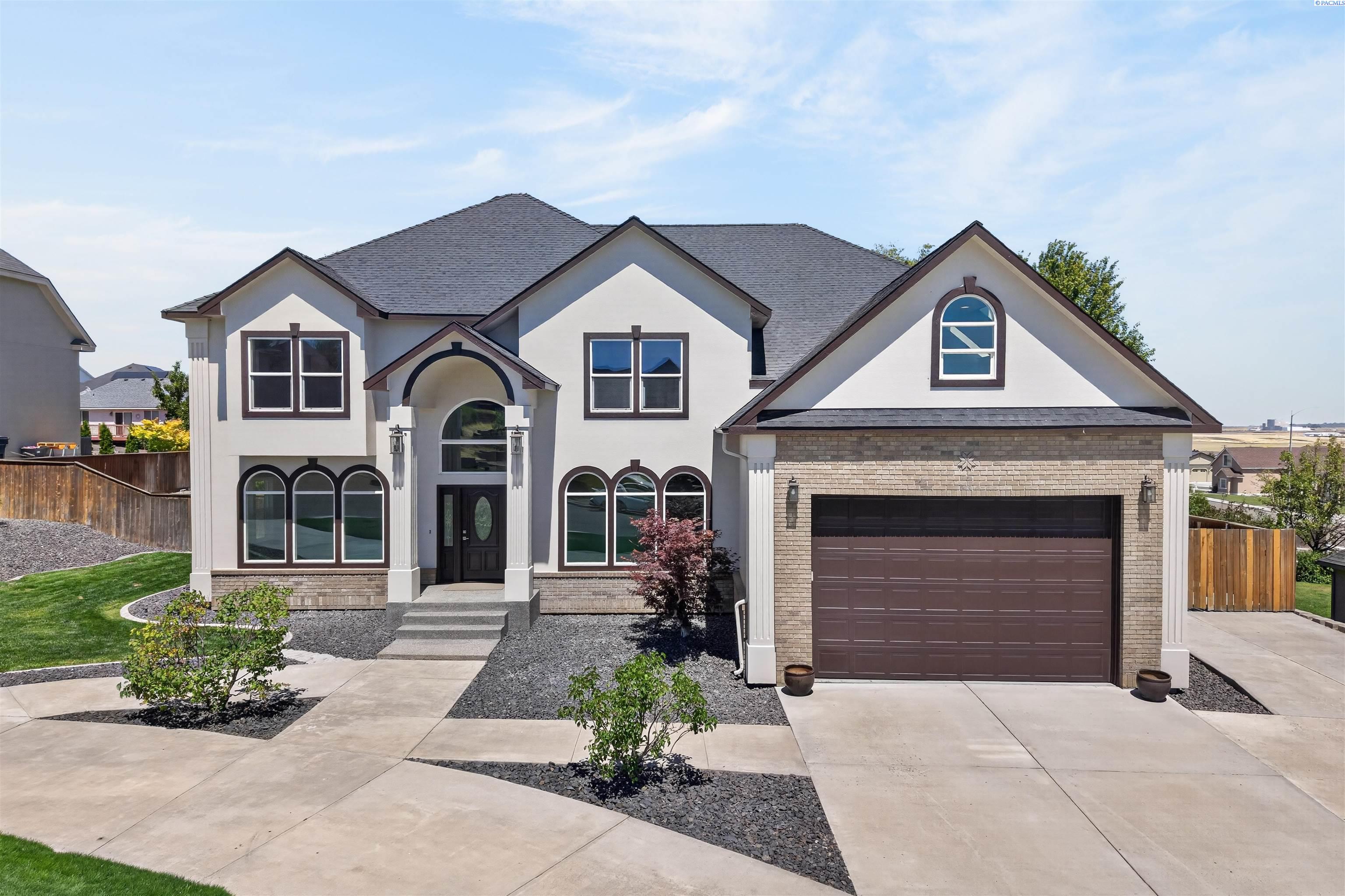3807 Adobe Ct, Pasco, WA 99301