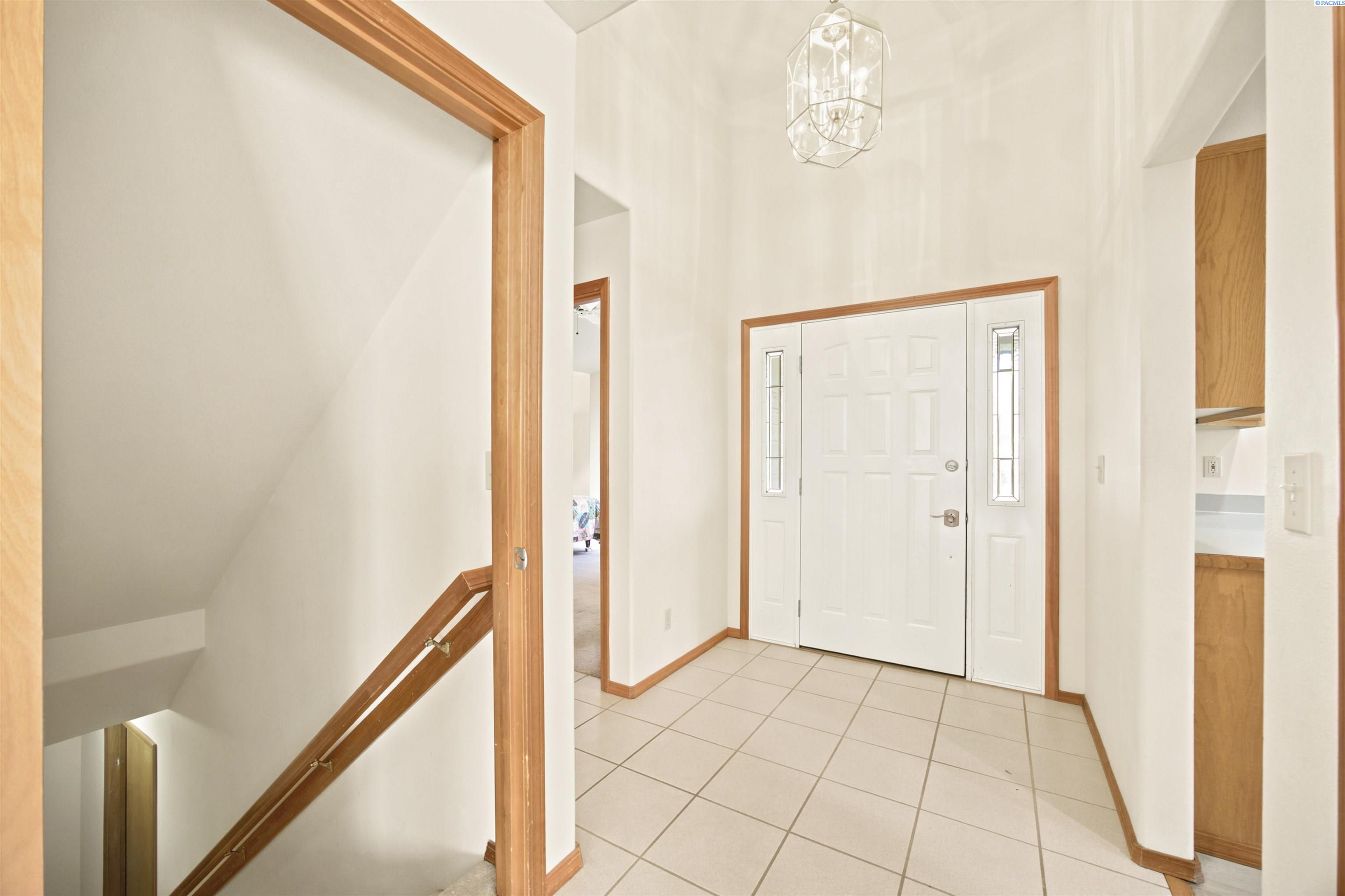 119 Bebb Ct, Richland, WA 99352