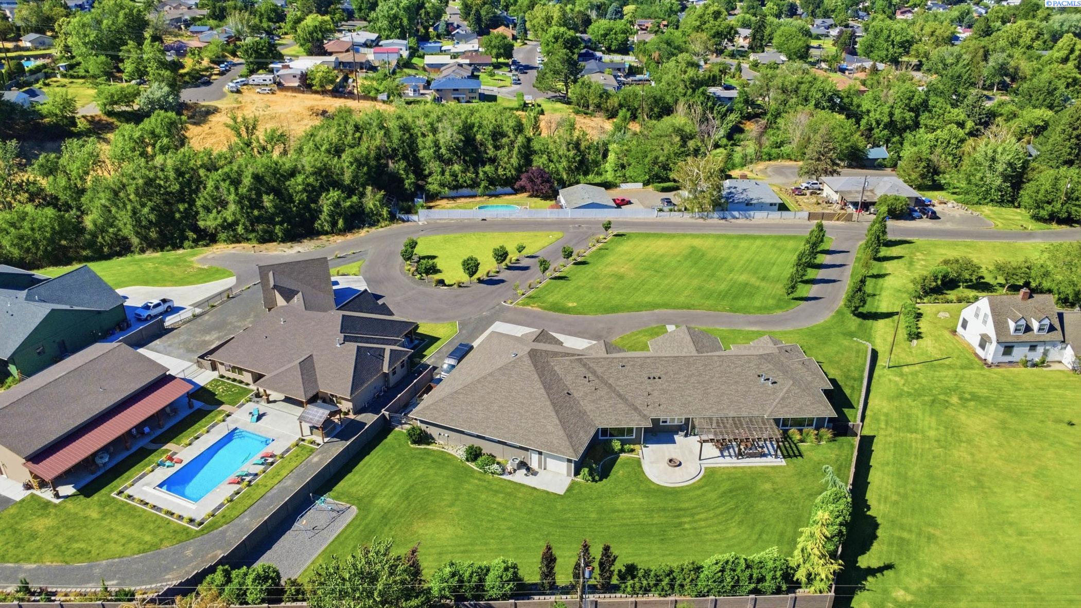 903 22nd Pl, Kennewick, WA 99337