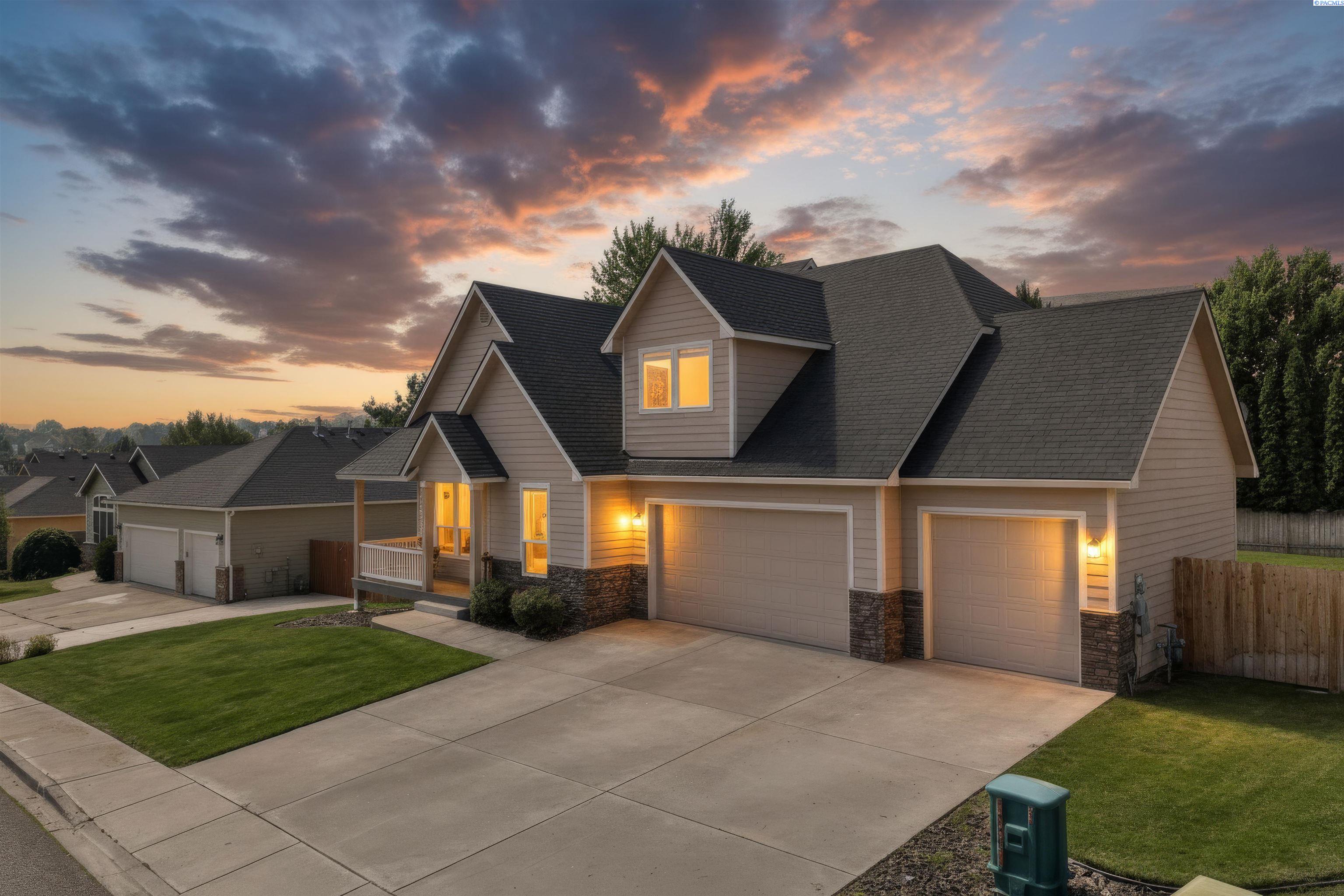 3529 Hanstead St, Richland, WA 99353