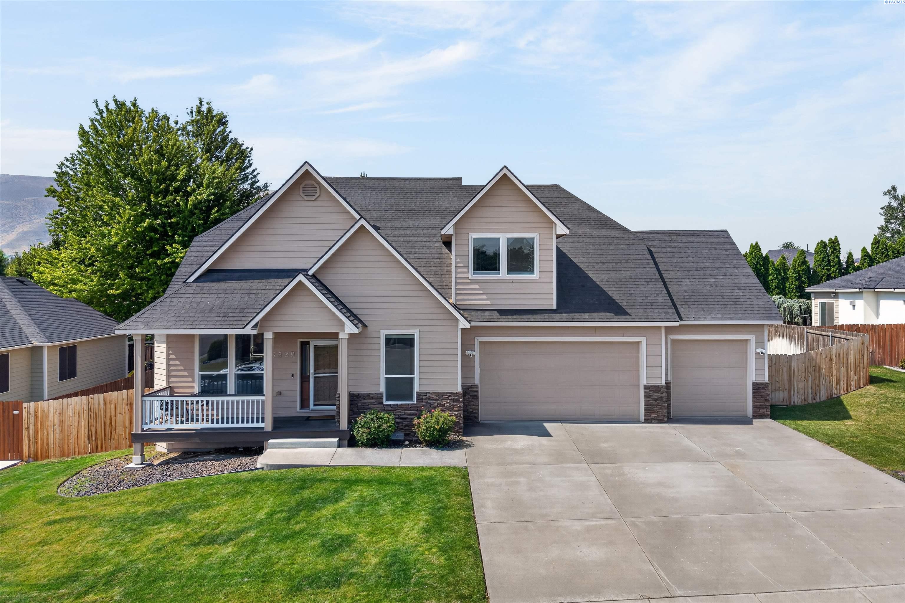 3529 Hanstead St, Richland, WA 99353