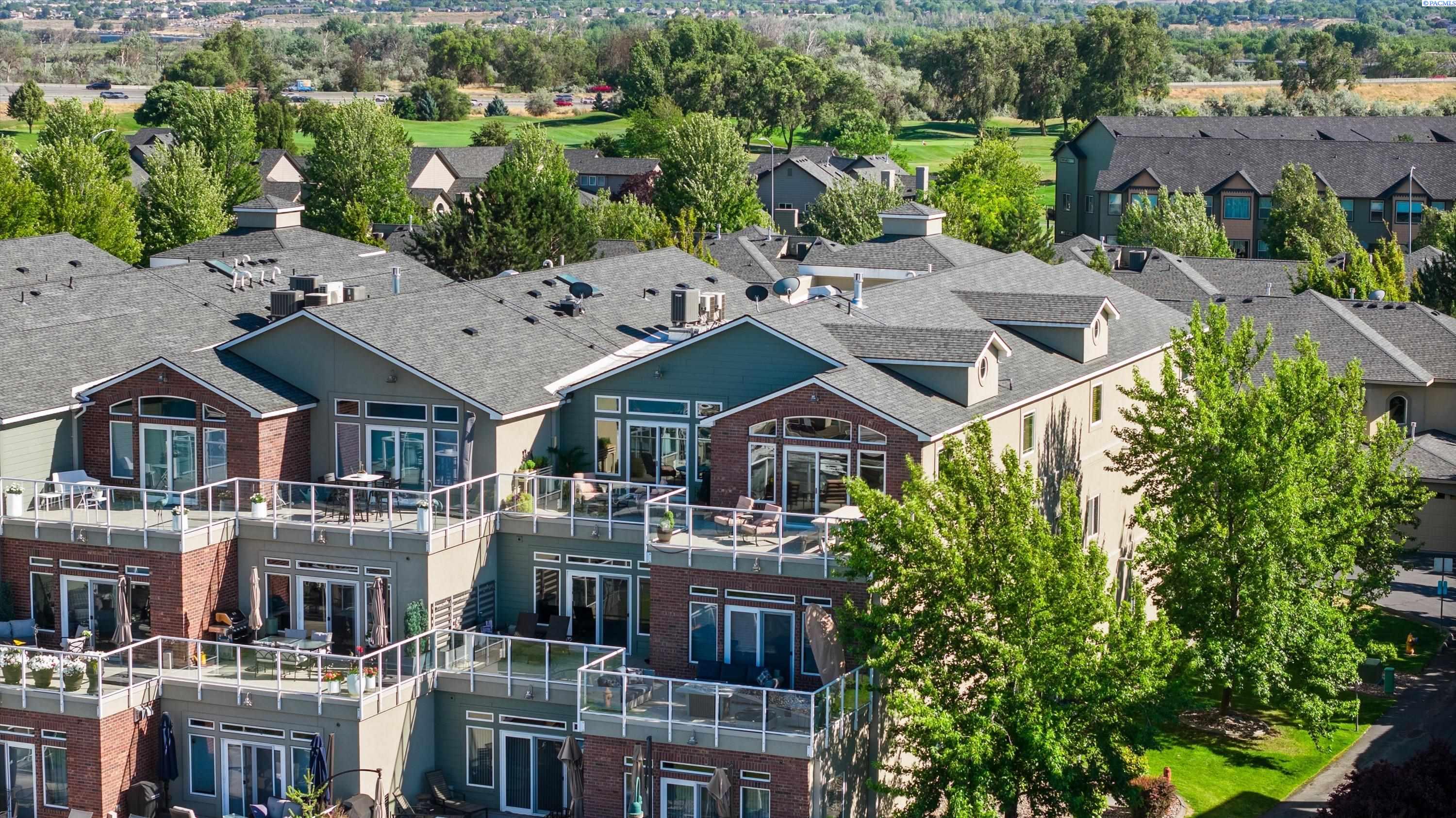 334 Columbia Point Drive Unit 301 #301, Richland, WA 99352