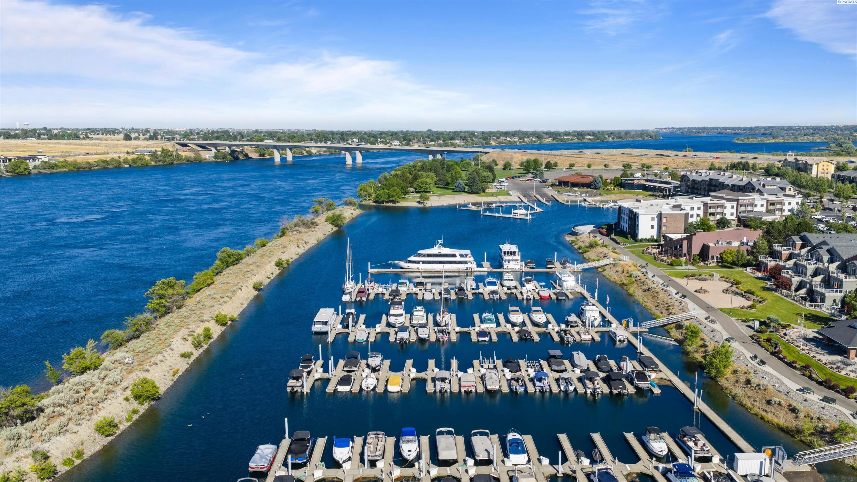 334 Columbia Point Drive Unit 301 #301, Richland, WA 99352