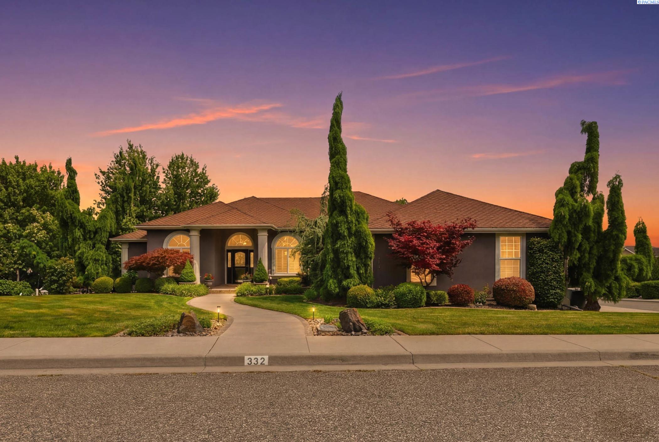 332 Falconridge St, Richland, WA 99352