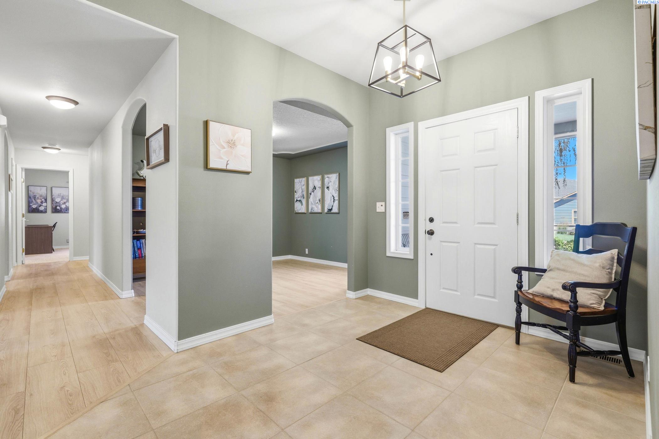 4143 Cobblestone Ct, Richland, WA 99352