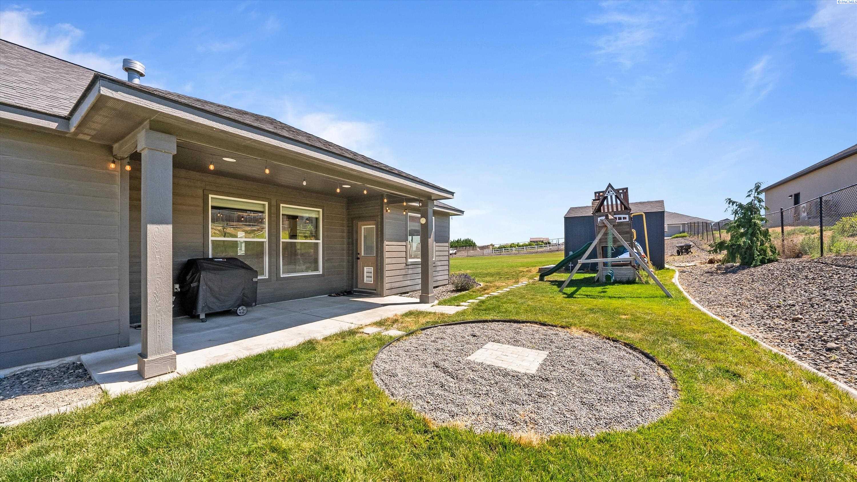 22011 Berry St, Benton City, WA 99320