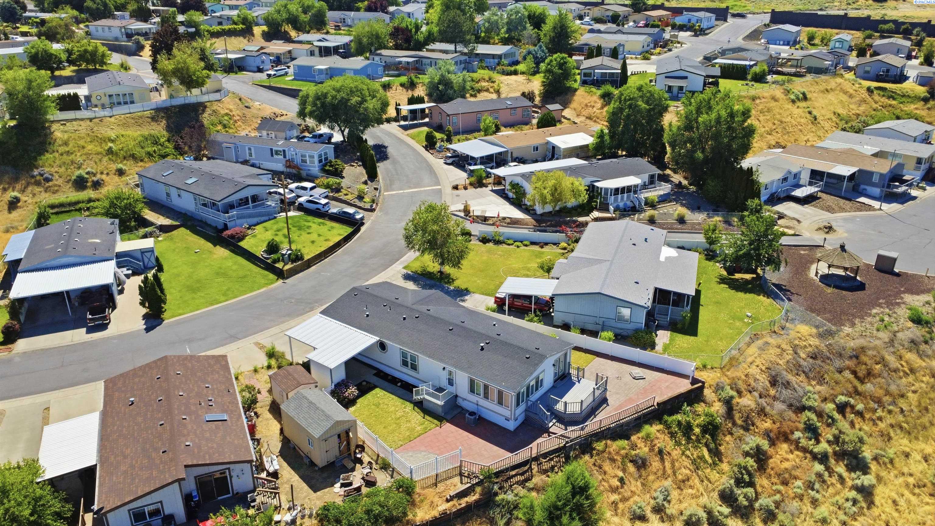 71 Ridgecliff Dr, Richland, WA 99352