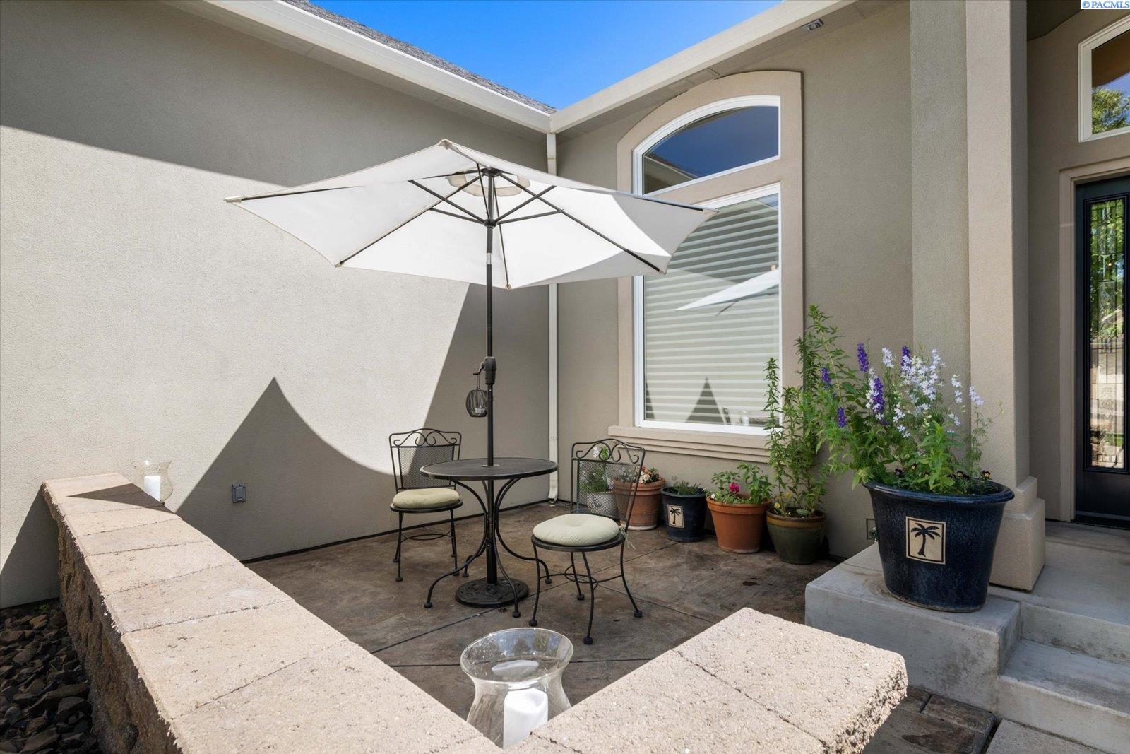 461 Cherry Blossom Loop, Richland, WA 99352
