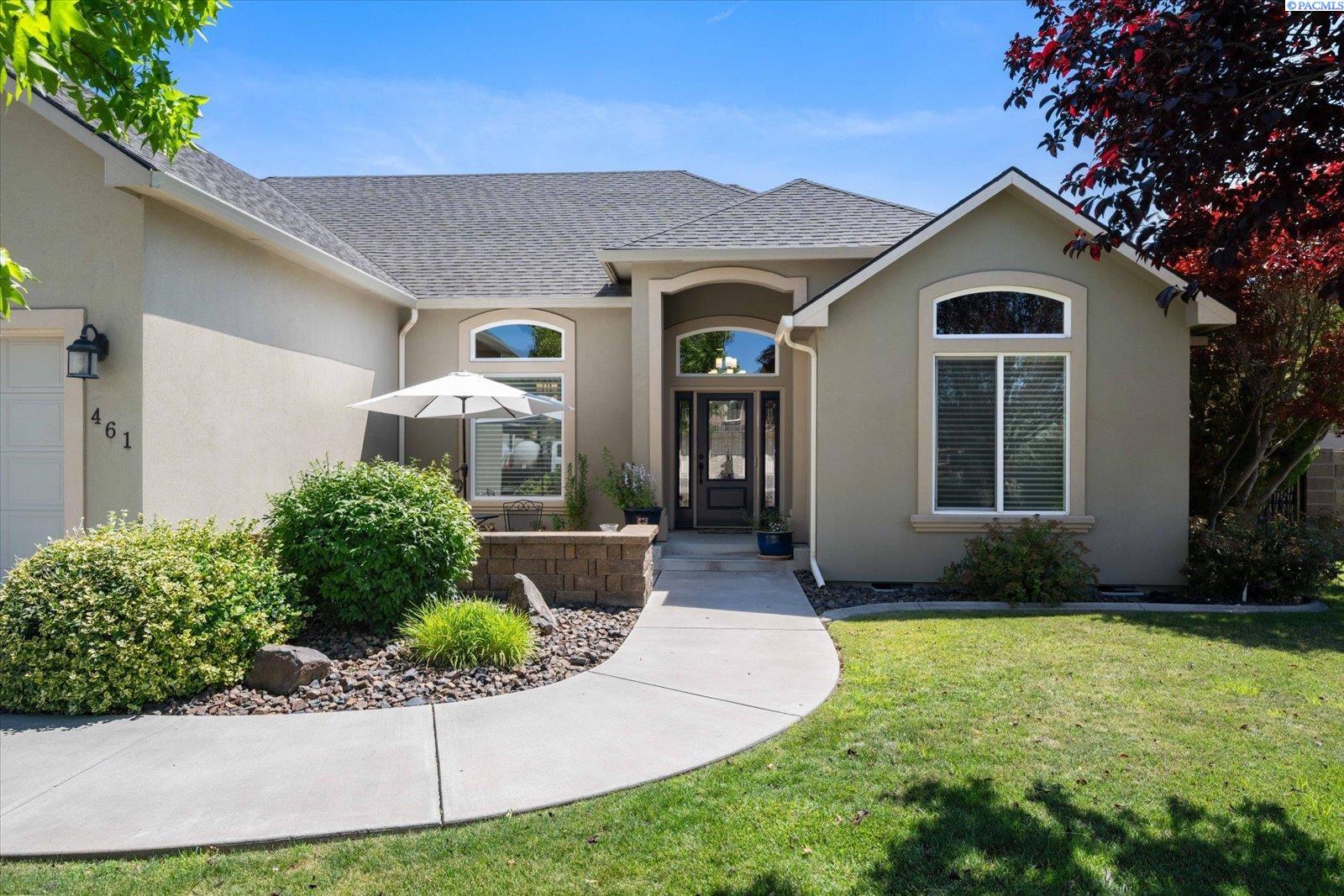 461 Cherry Blossom Loop, Richland, WA 99352