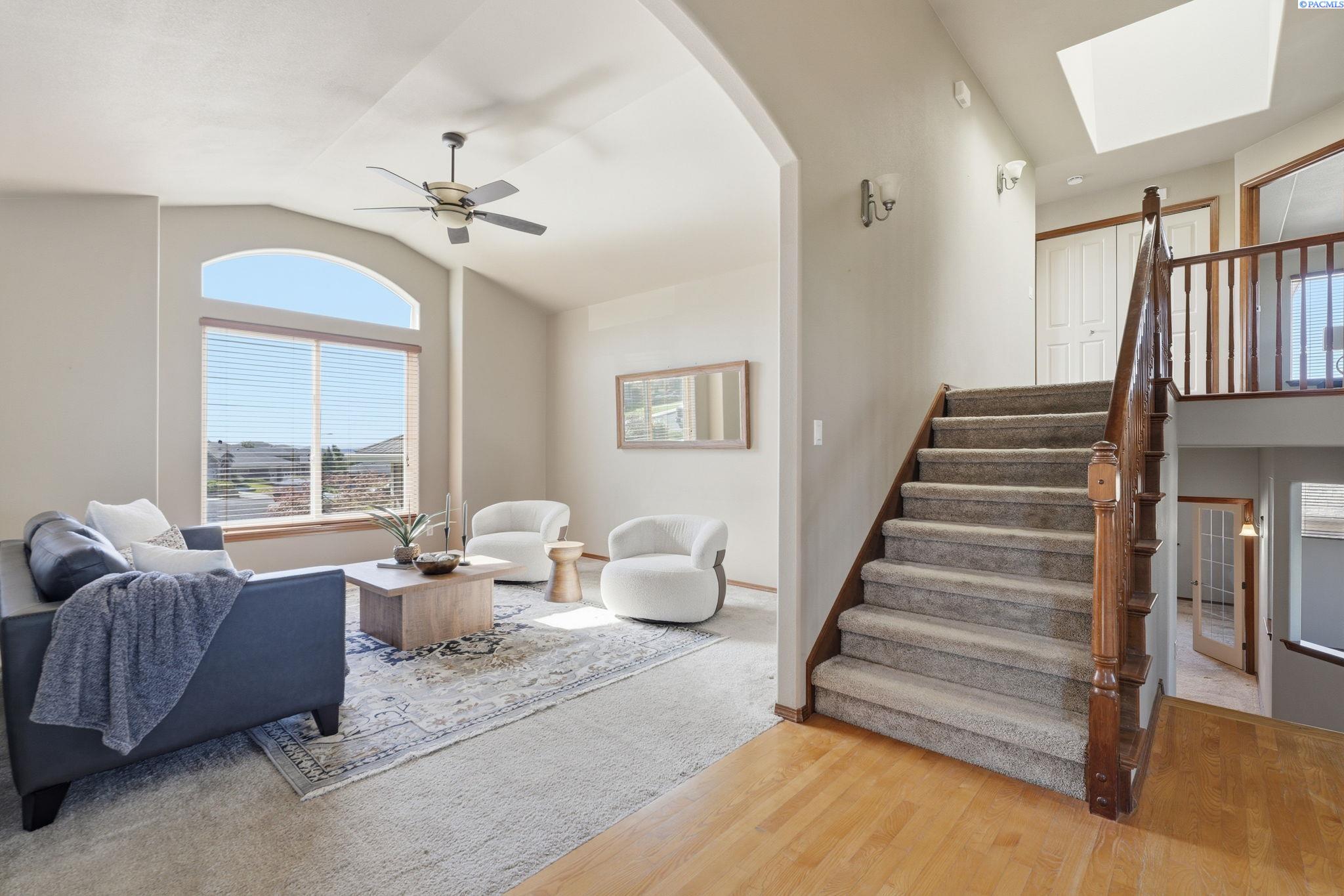 4605 Olson St, Kennewick, WA 99337