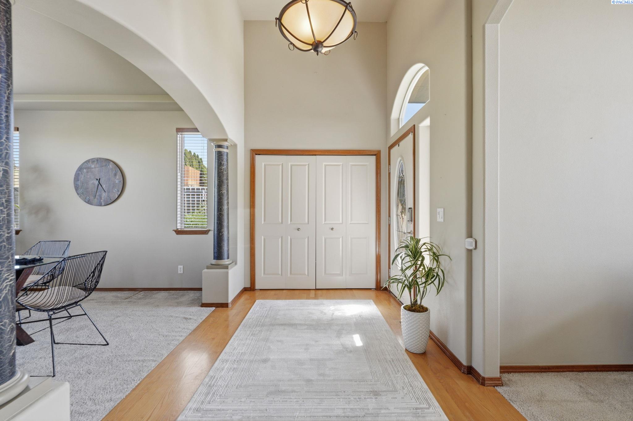 4605 Olson St, Kennewick, WA 99337