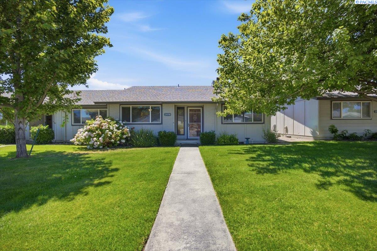 2419 Grand Ronde Ave #D, Kennewick, WA 99336