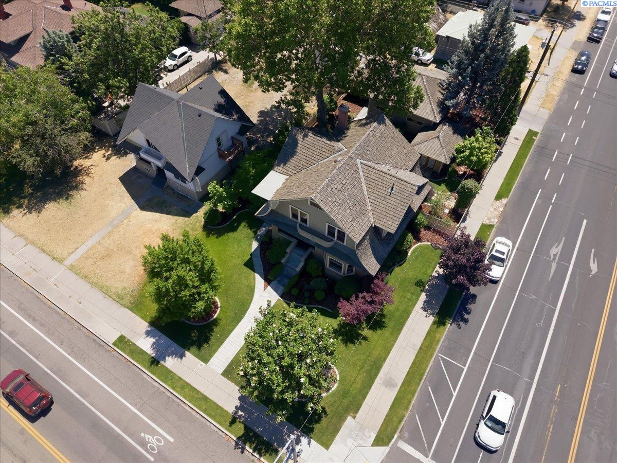 529 Kennewick Ave, Kennewick, WA 99336