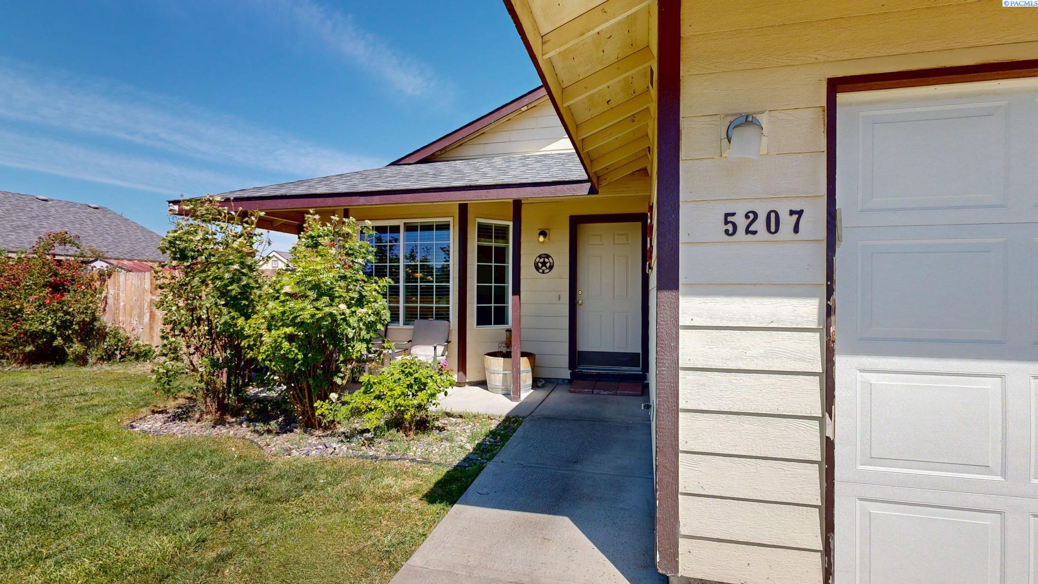 5207 Texada Ln, Pasco, WA 99301