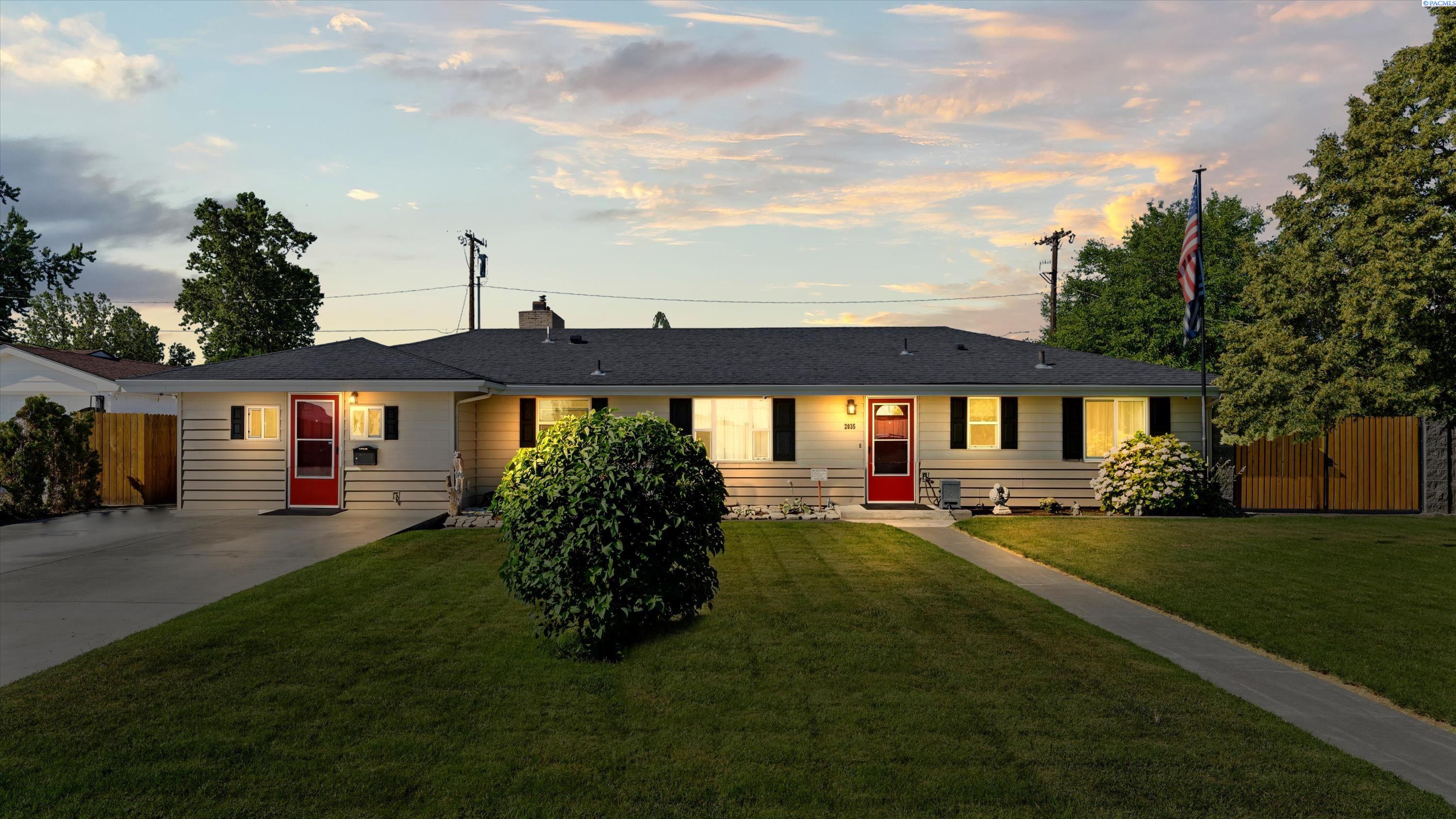 2035 Falls Ave, Kennewick, WA 99336