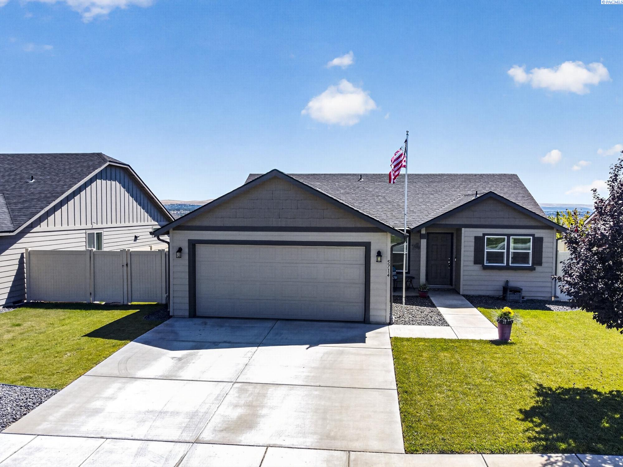 5714 Chapel Hill Blvd, Pasco, WA 99301